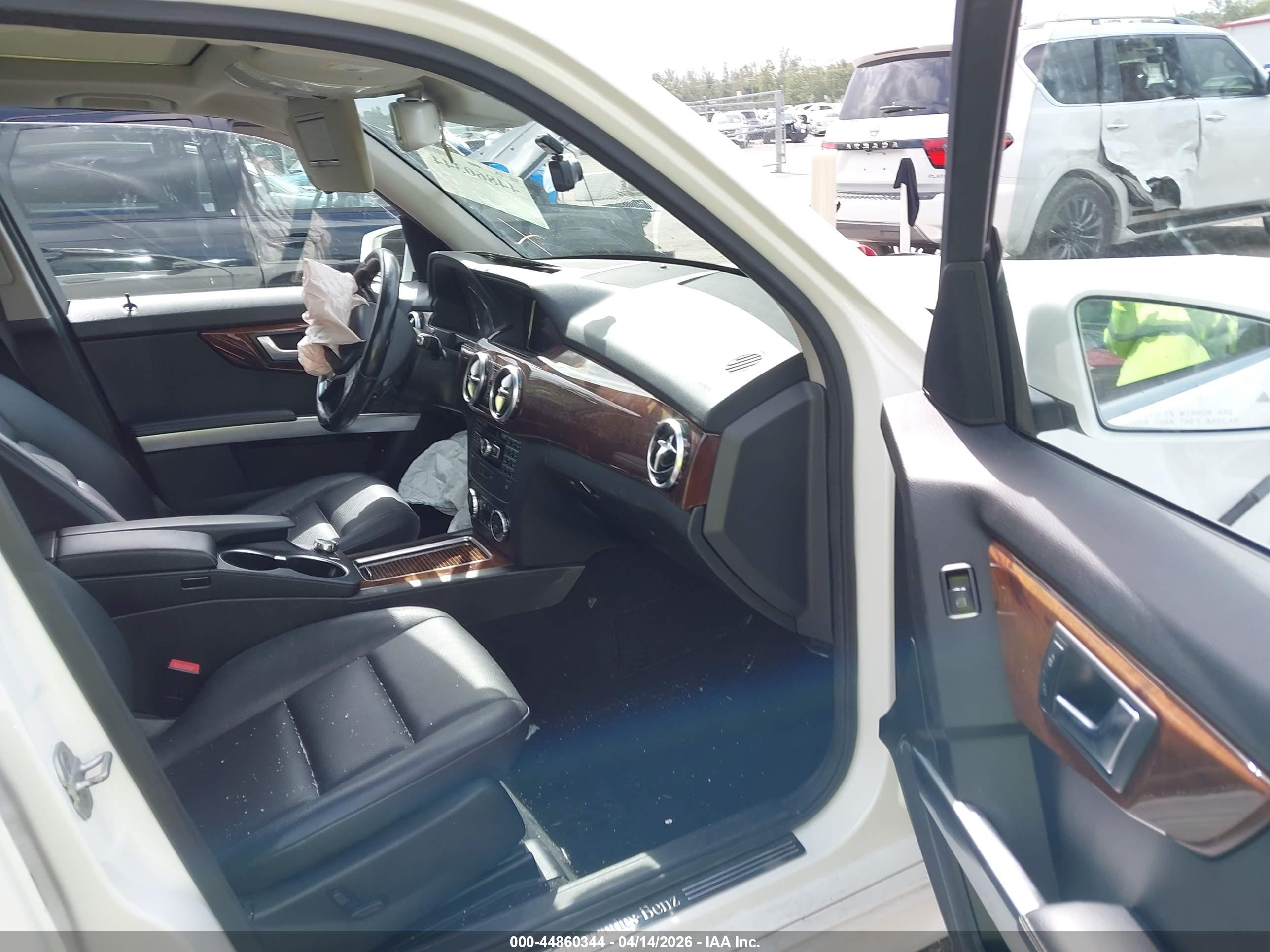 MERCEDES-BENZ GLK image 5