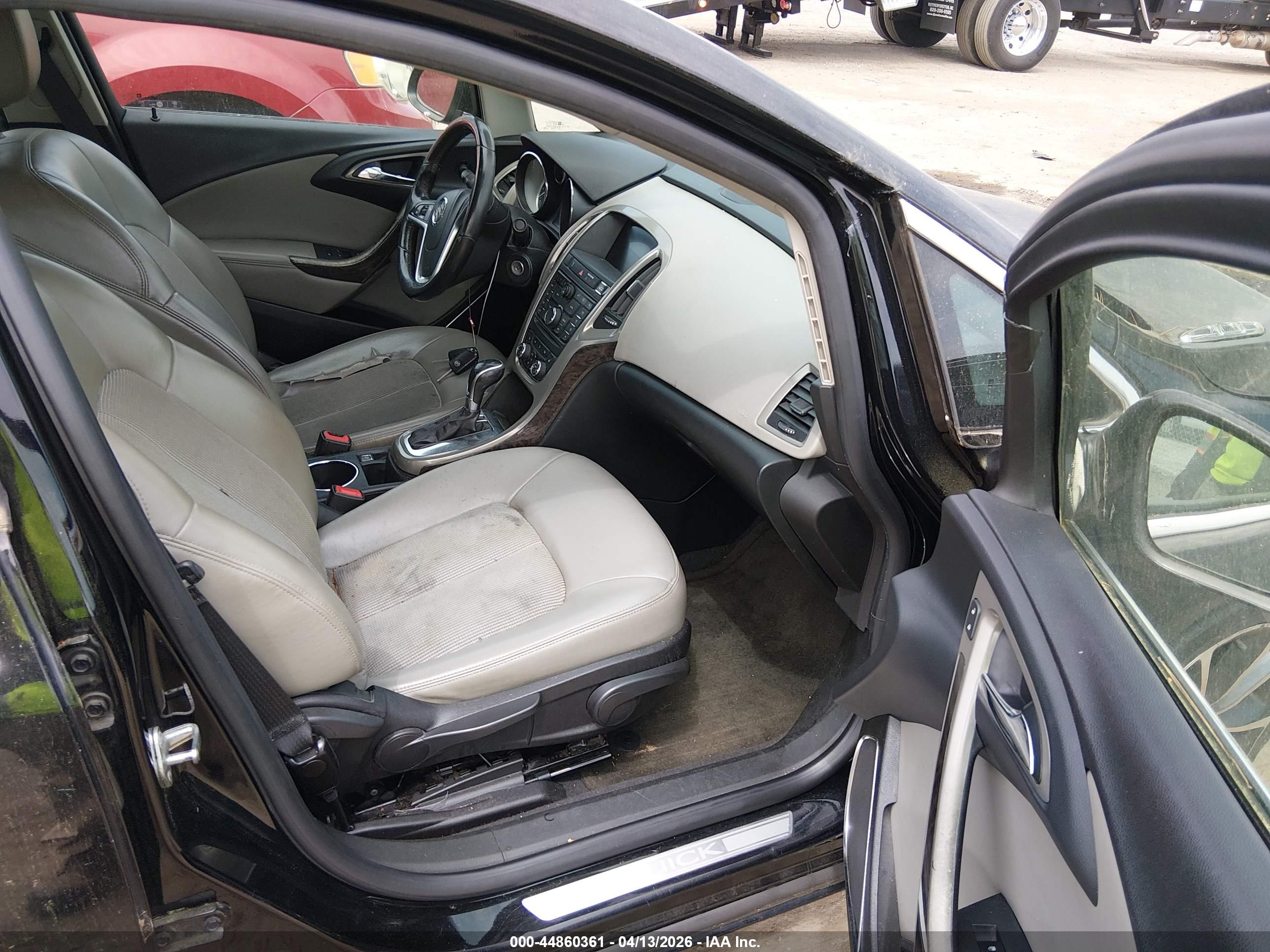 BUICK VERANO image 5