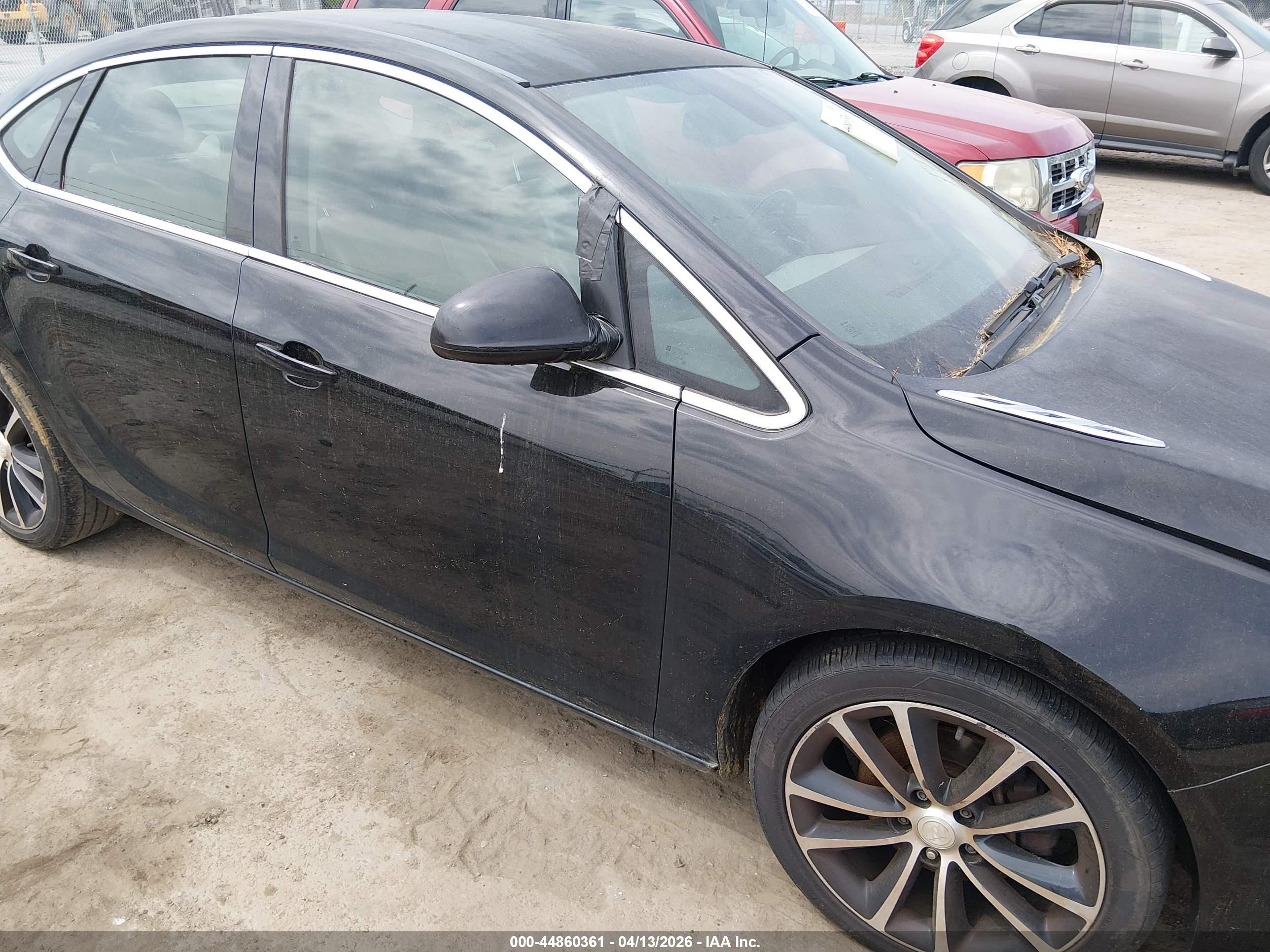 BUICK VERANO image 6