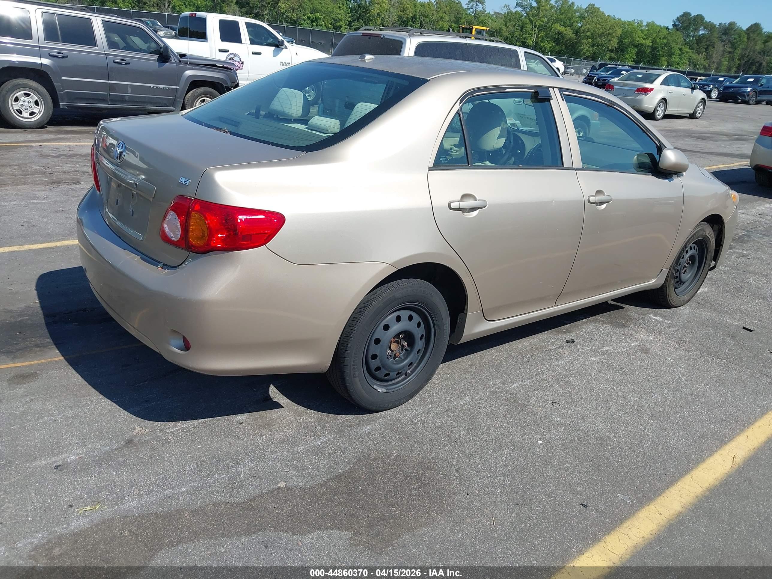 TOYOTA COROLLA image 4
