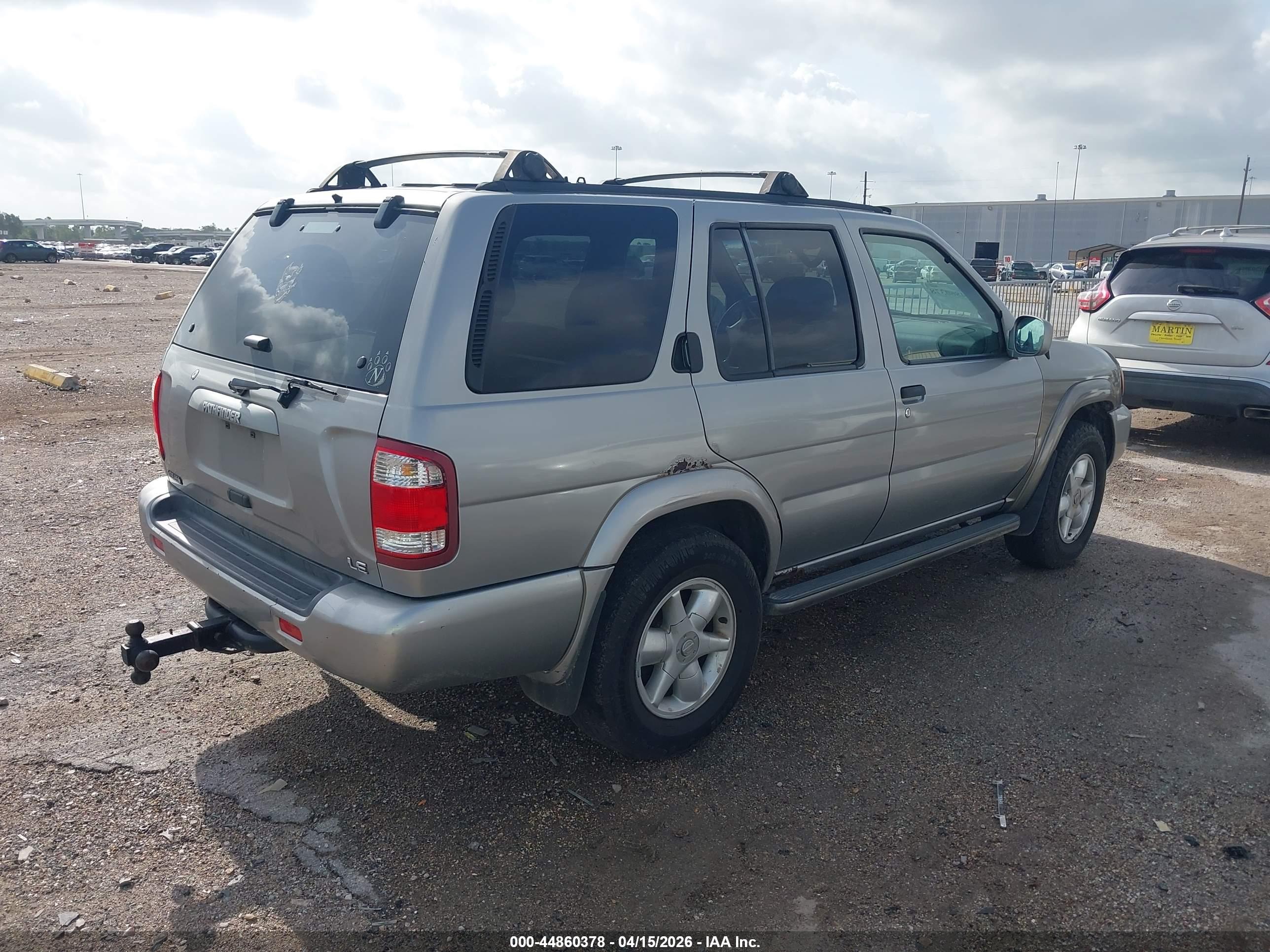 NISSAN PATHFINDER image 4