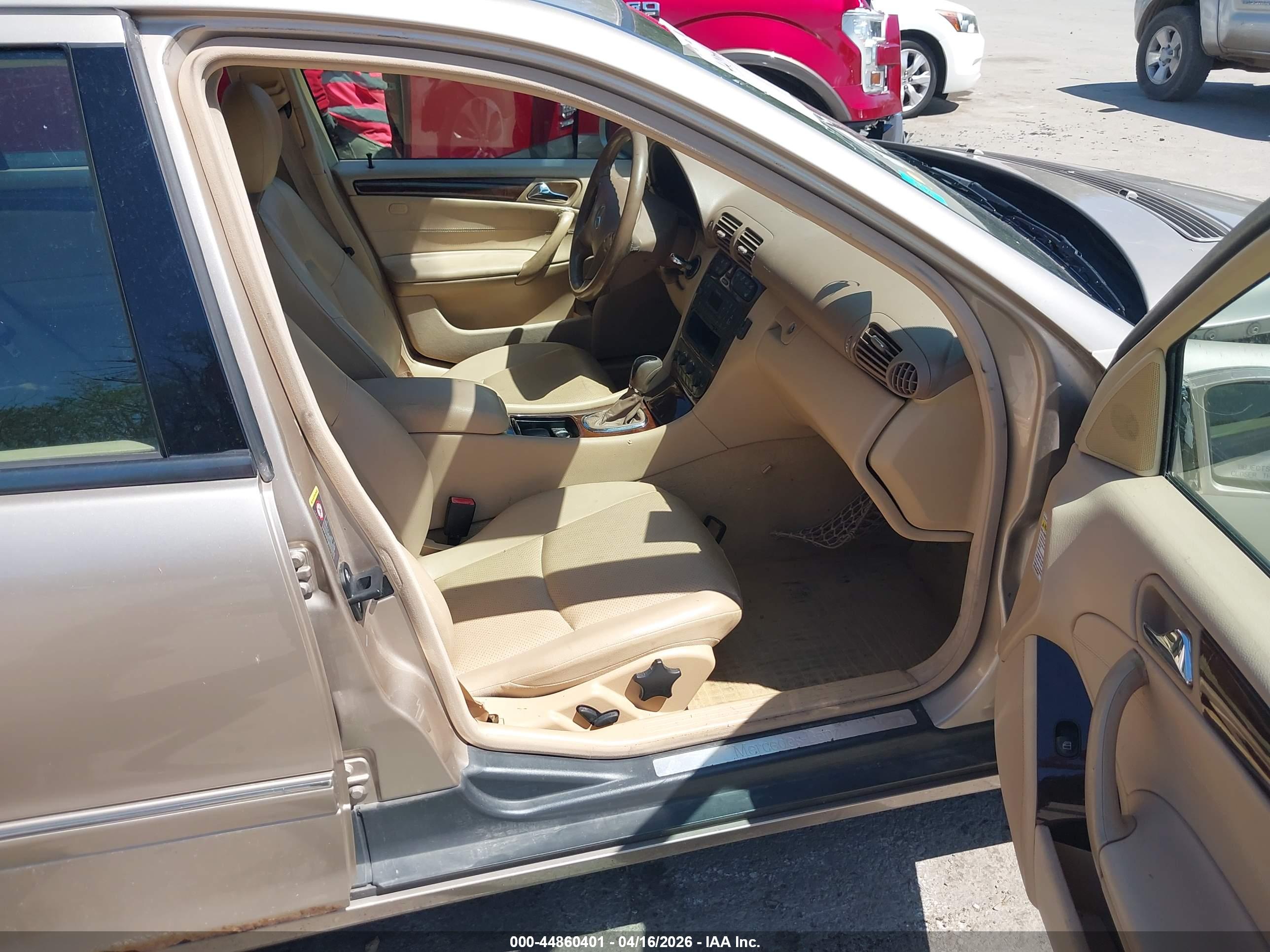 MERCEDES-BENZ C image 5
