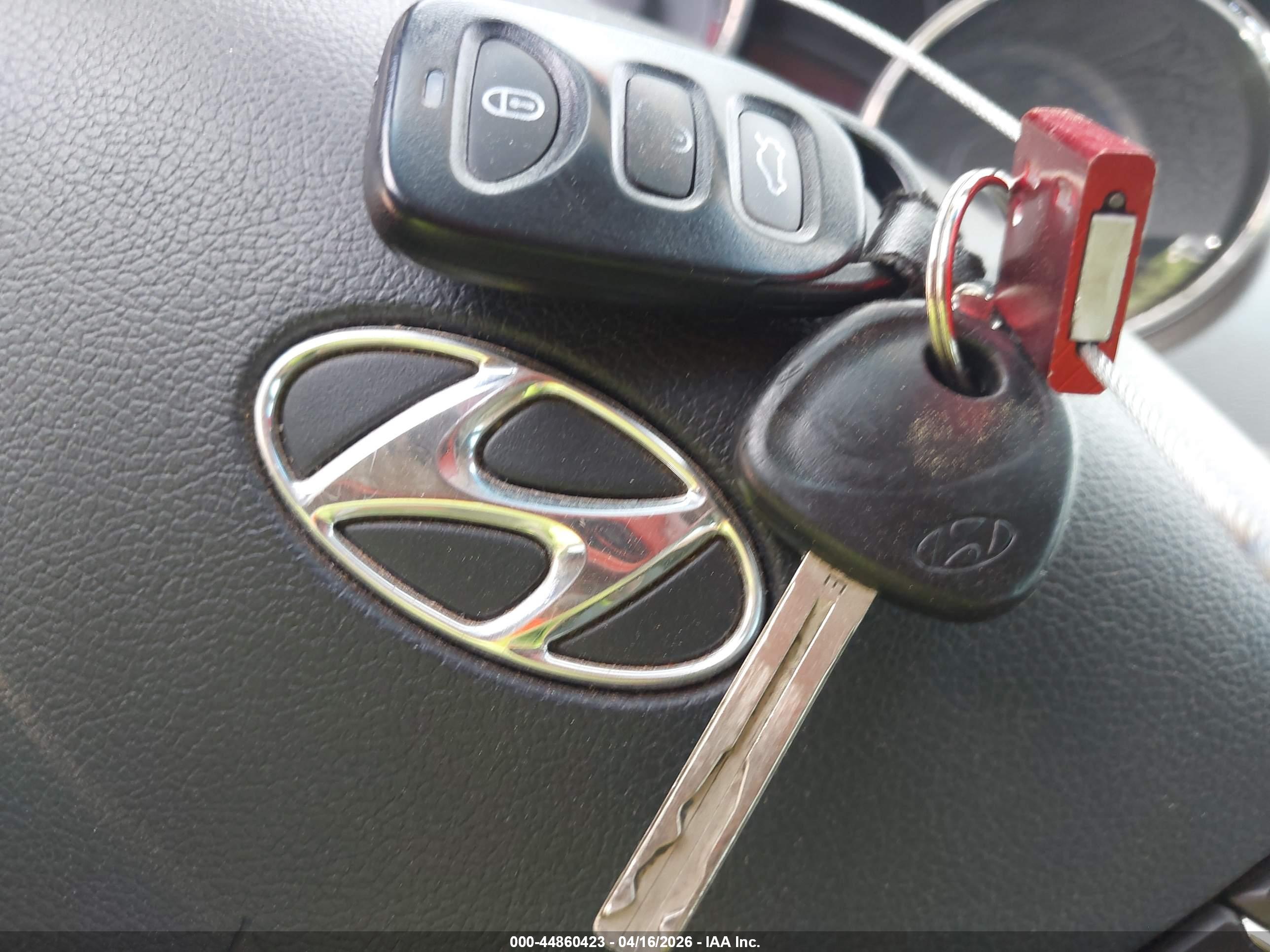 HYUNDAI SONATA image 11