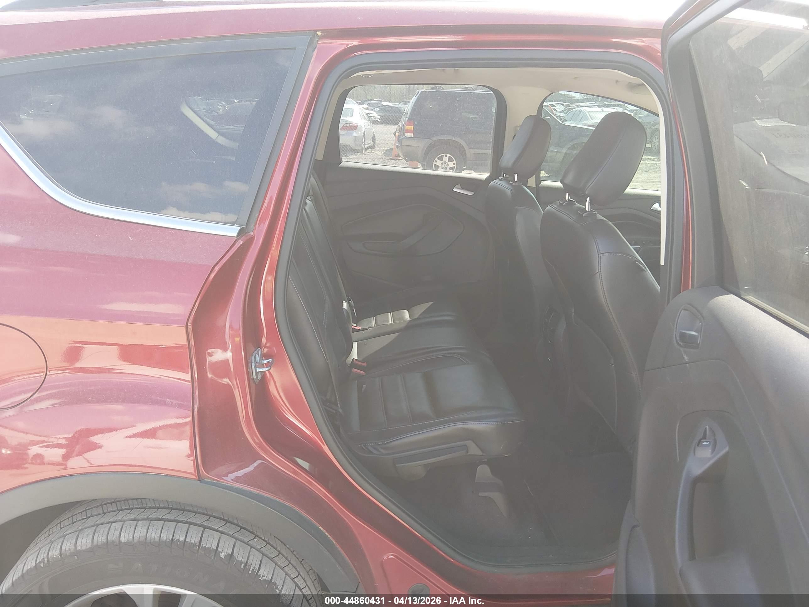 FORD ESCAPE image 8