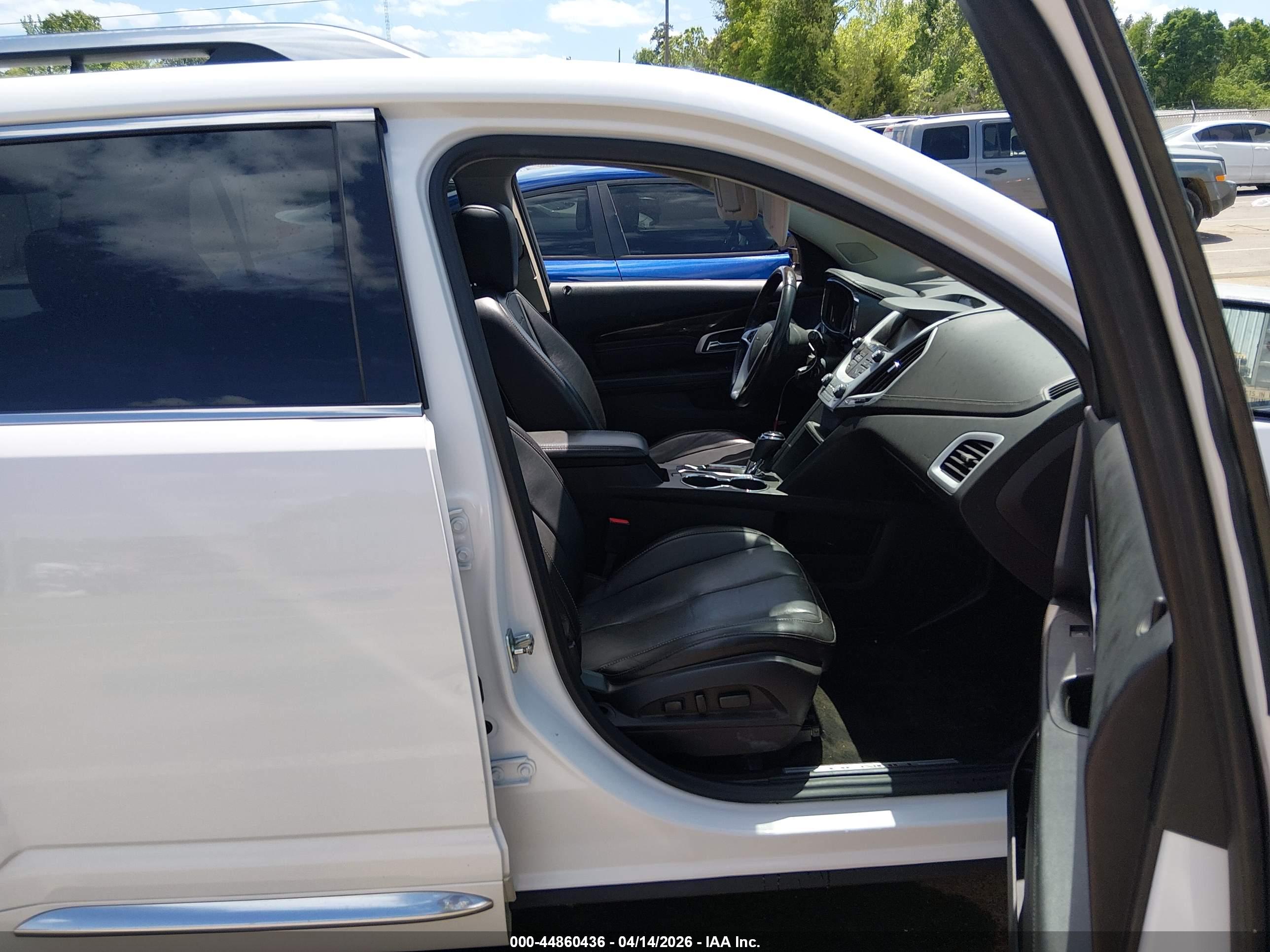 GMC TERRAIN image 5