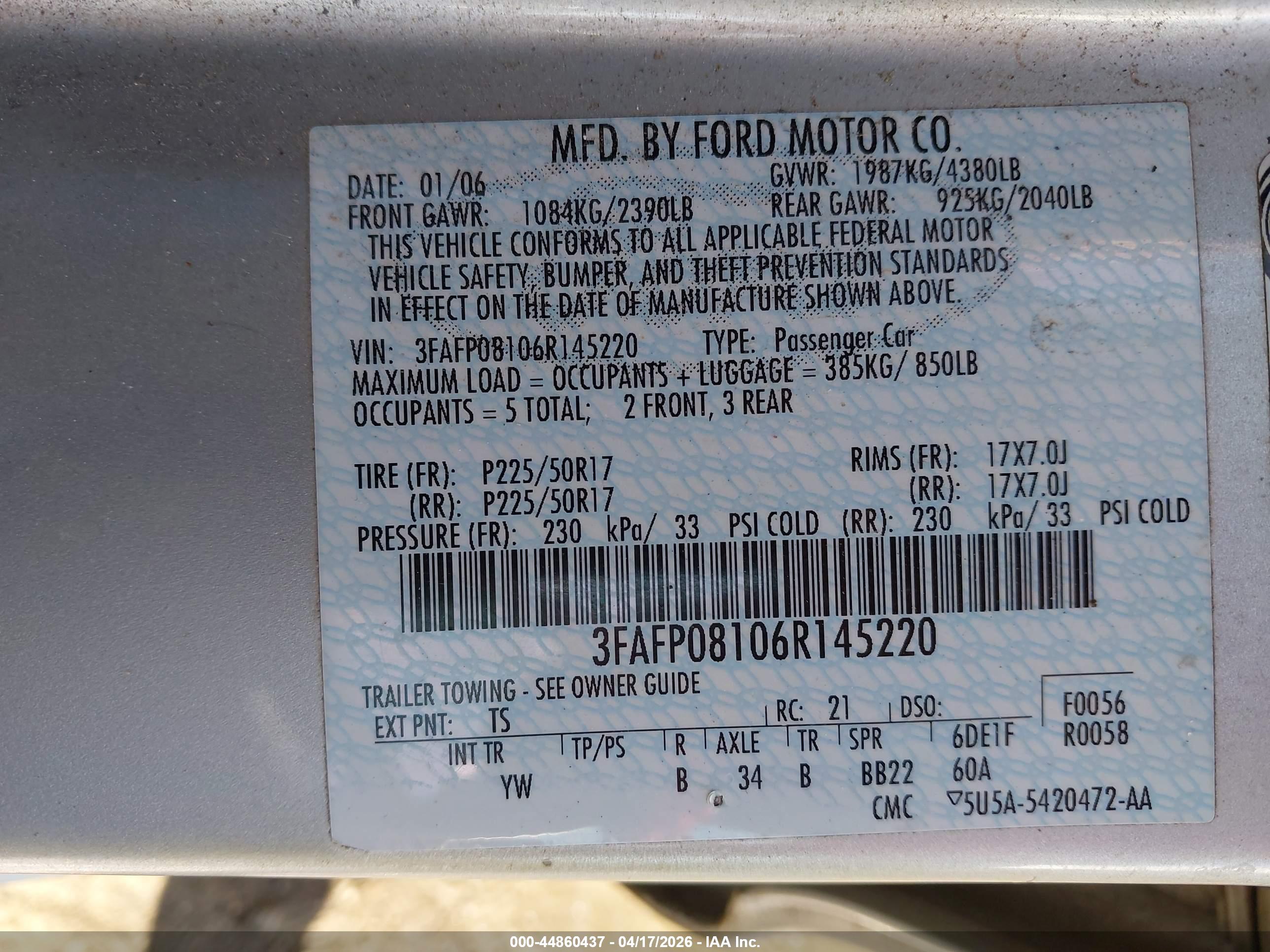 FORD FUSION image 9