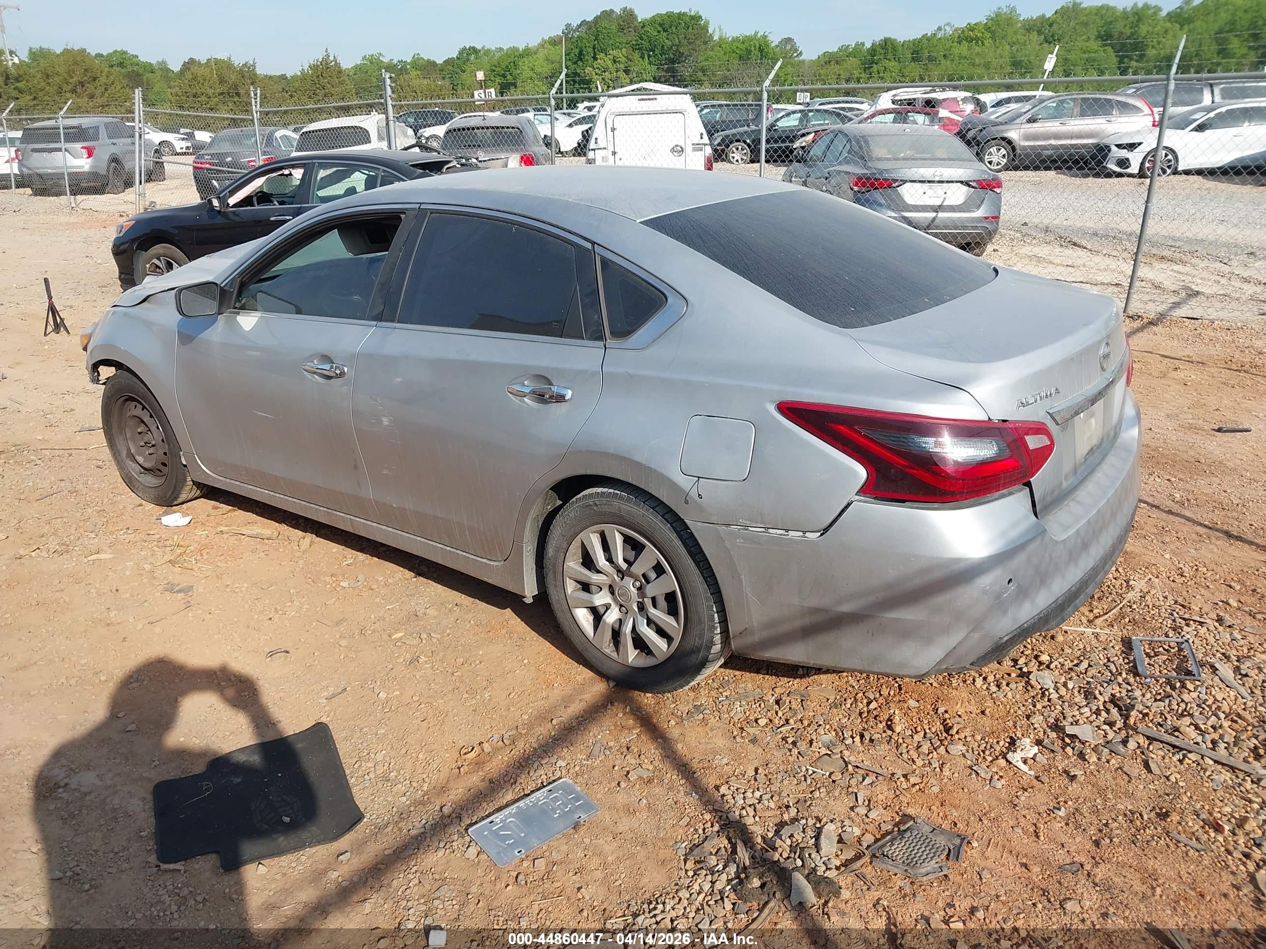 NISSAN ALTIMA image 3