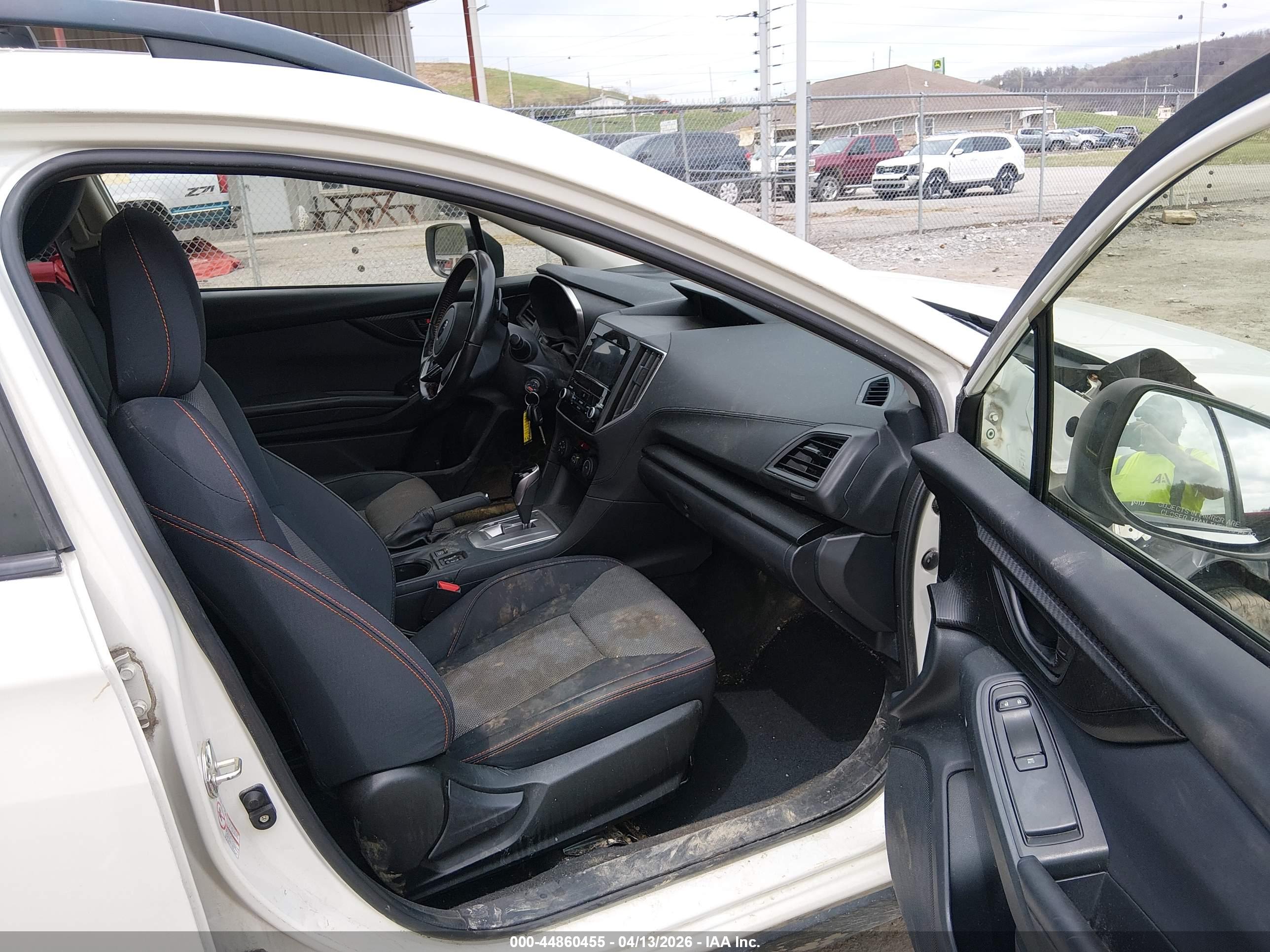 SUBARU CROSSTREK image 5