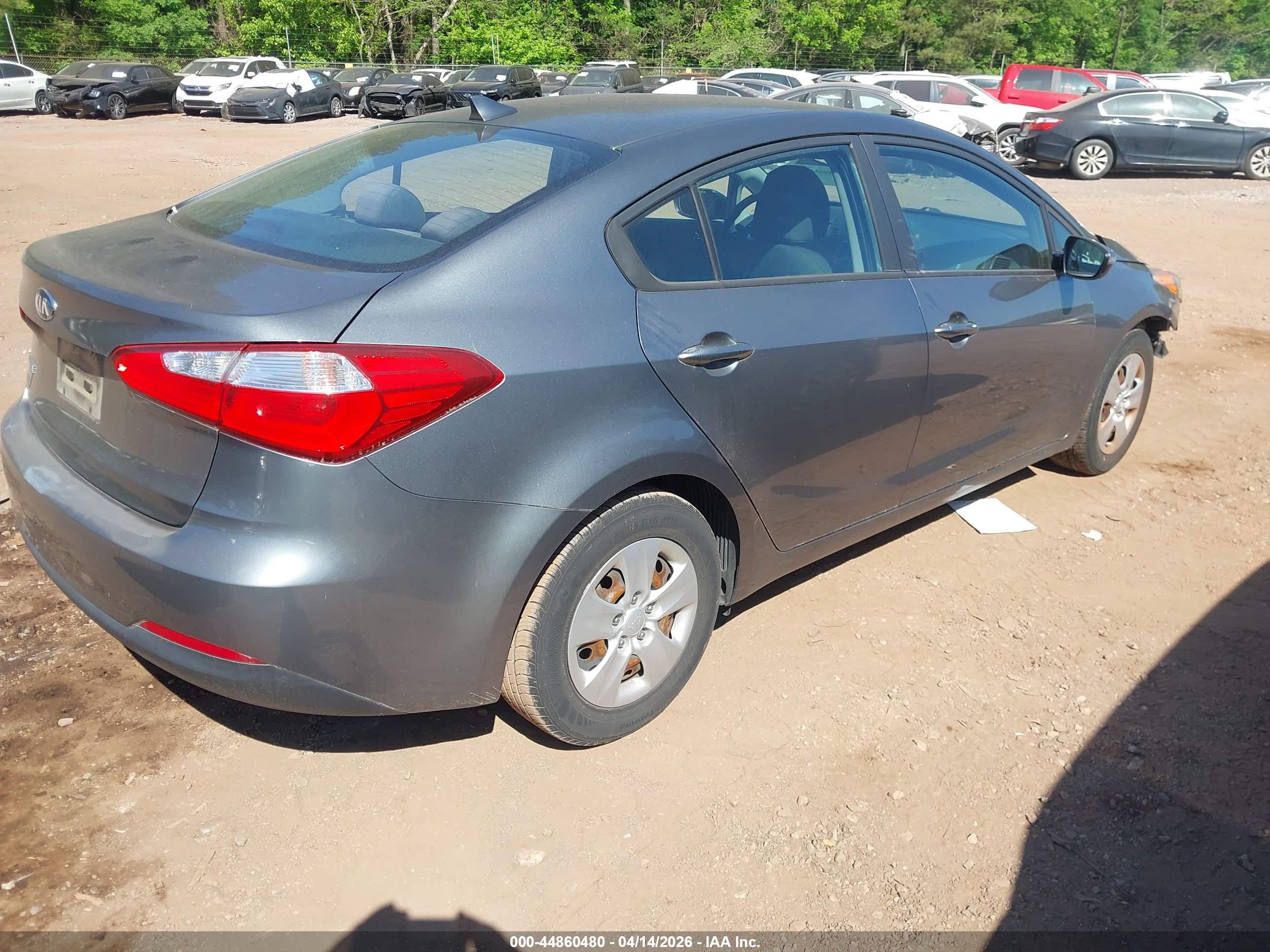 KIA FORTE image 4