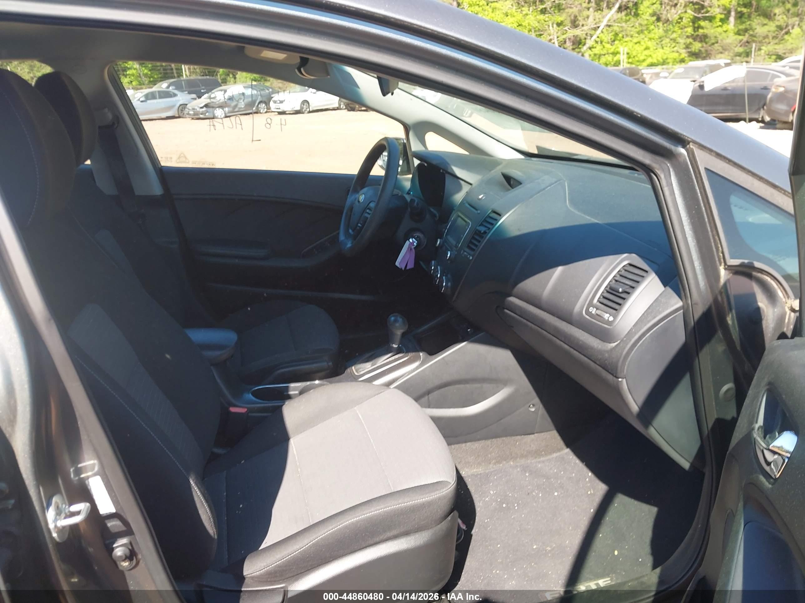 KIA FORTE image 5