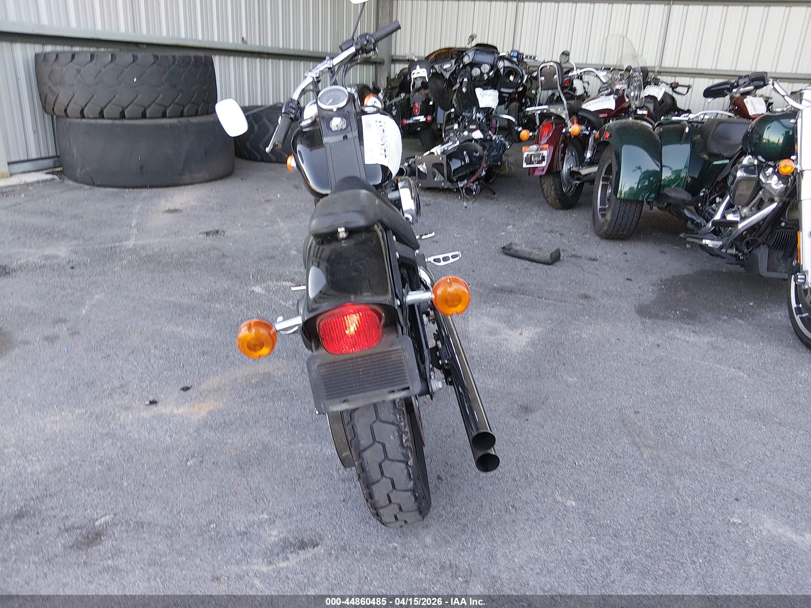 HARLEY-DAVIDSON FXSTB image 6