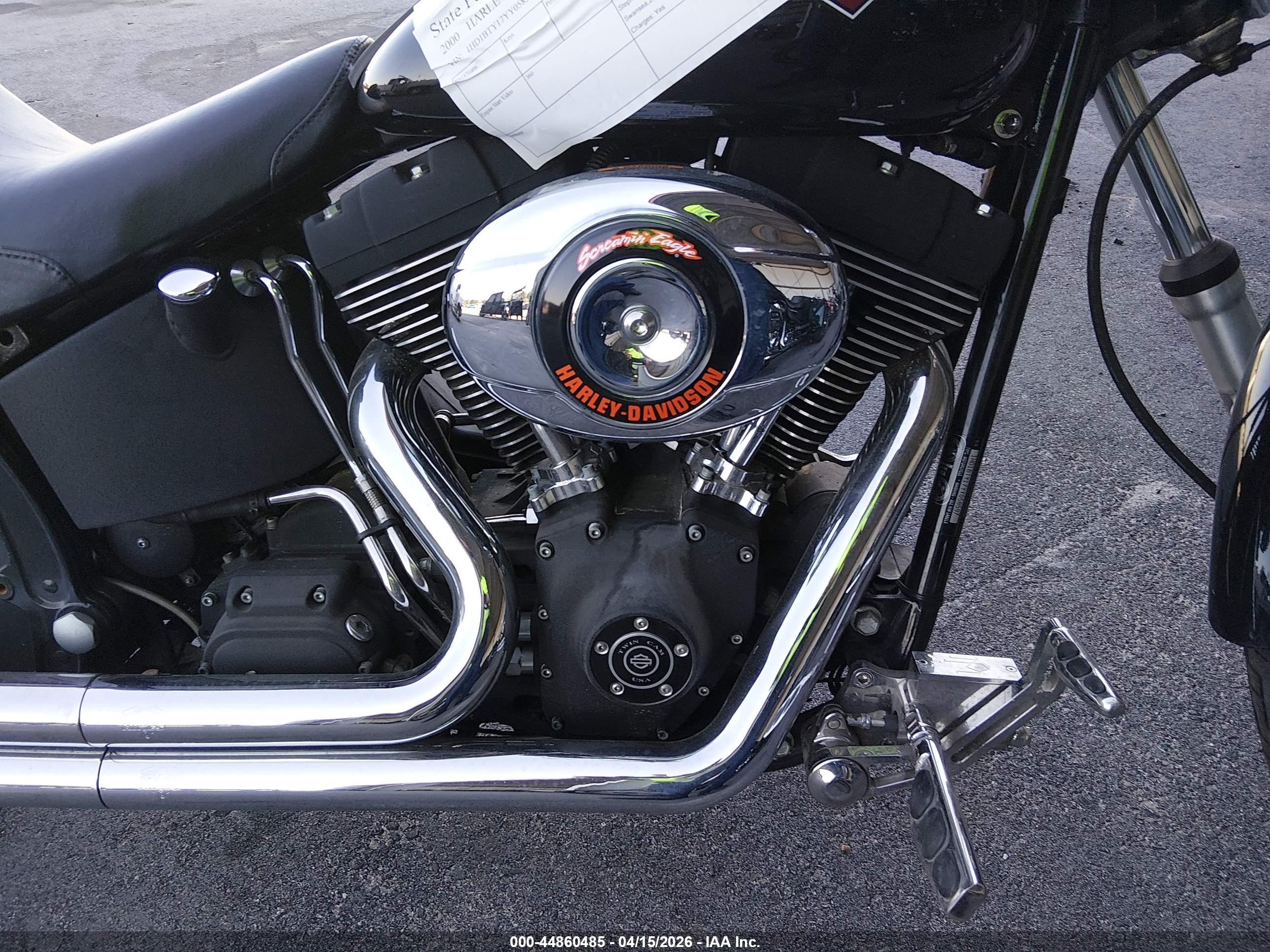 HARLEY-DAVIDSON FXSTB image 8