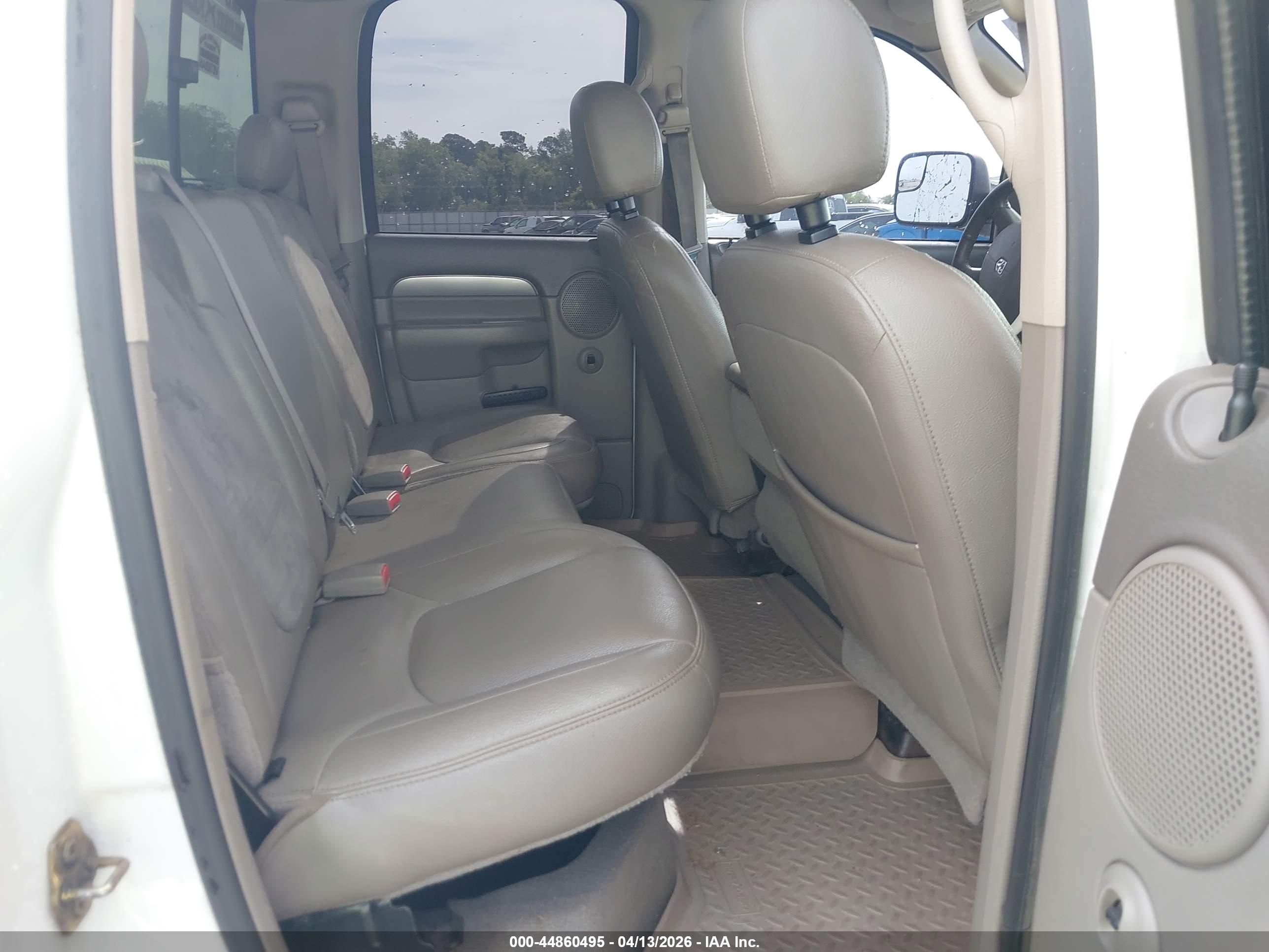 DODGE RAM image 8