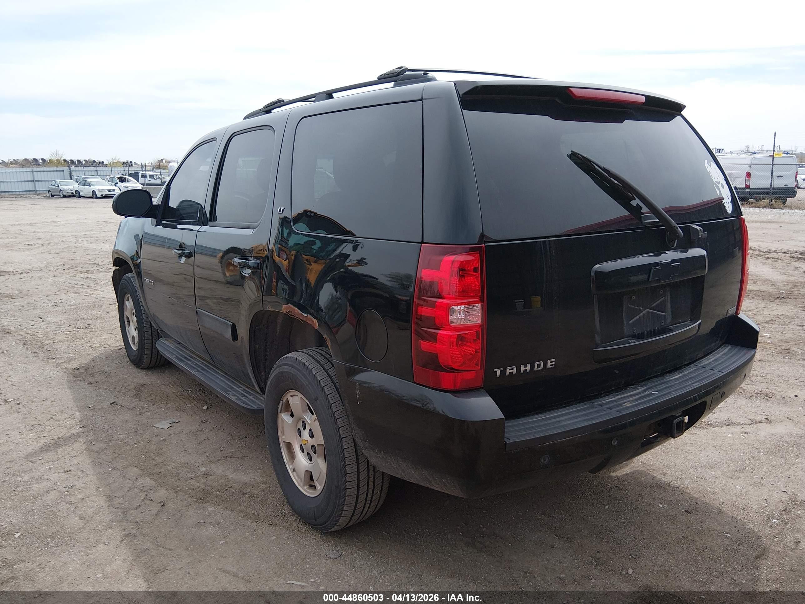 CHEVROLET TAHOE image 3
