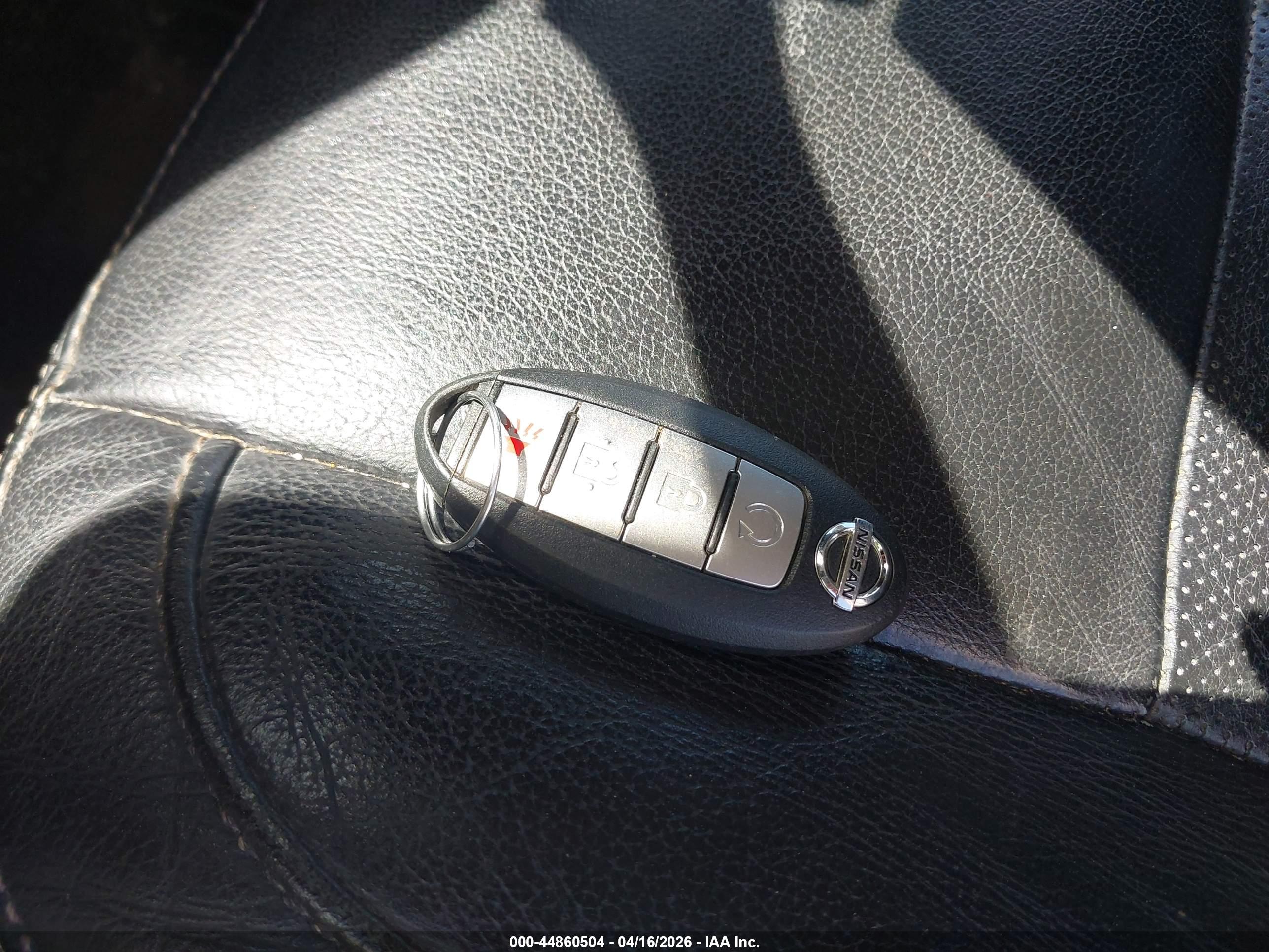 NISSAN TITAN image 11