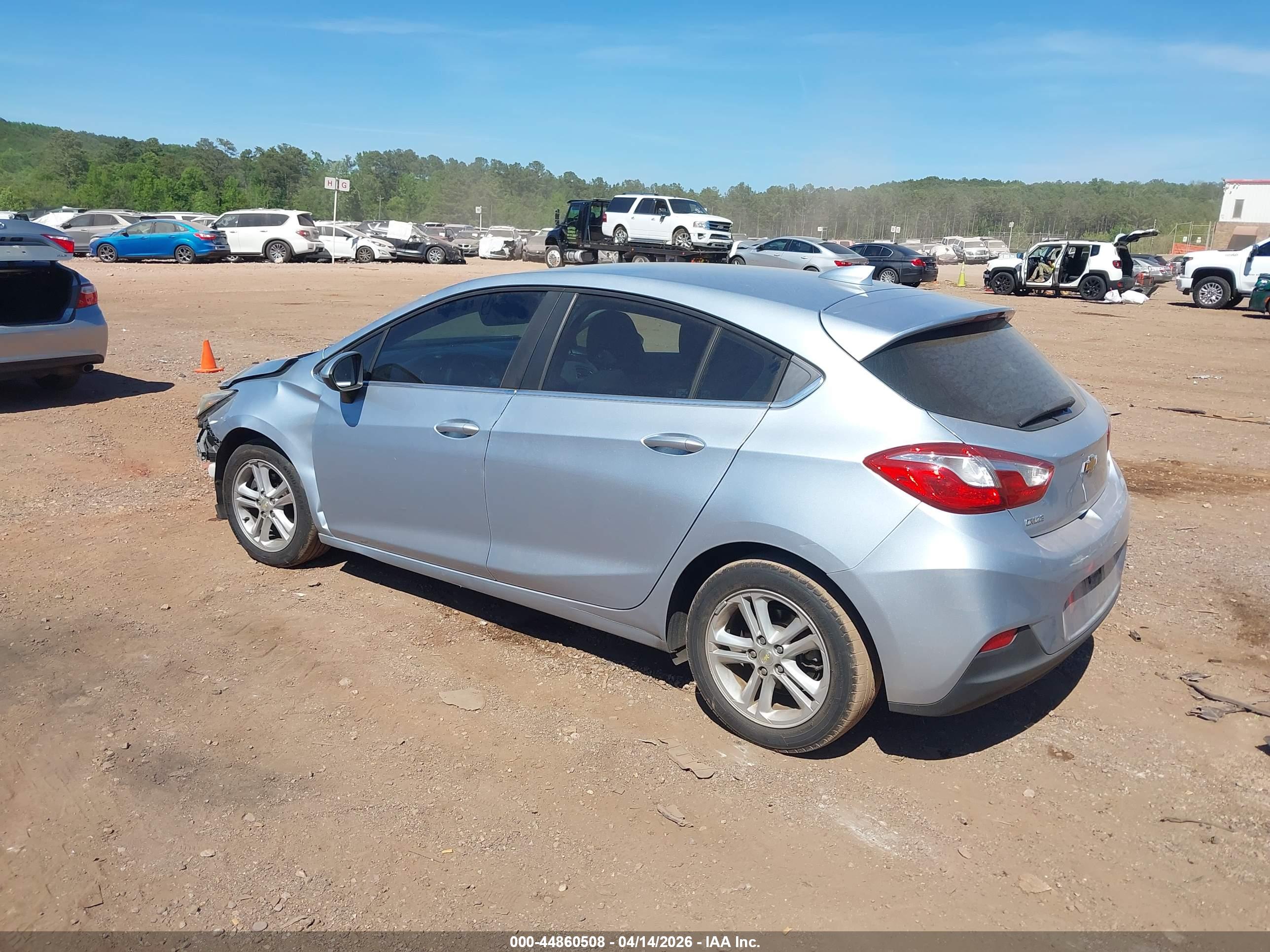 CHEVROLET CRUZE image 3