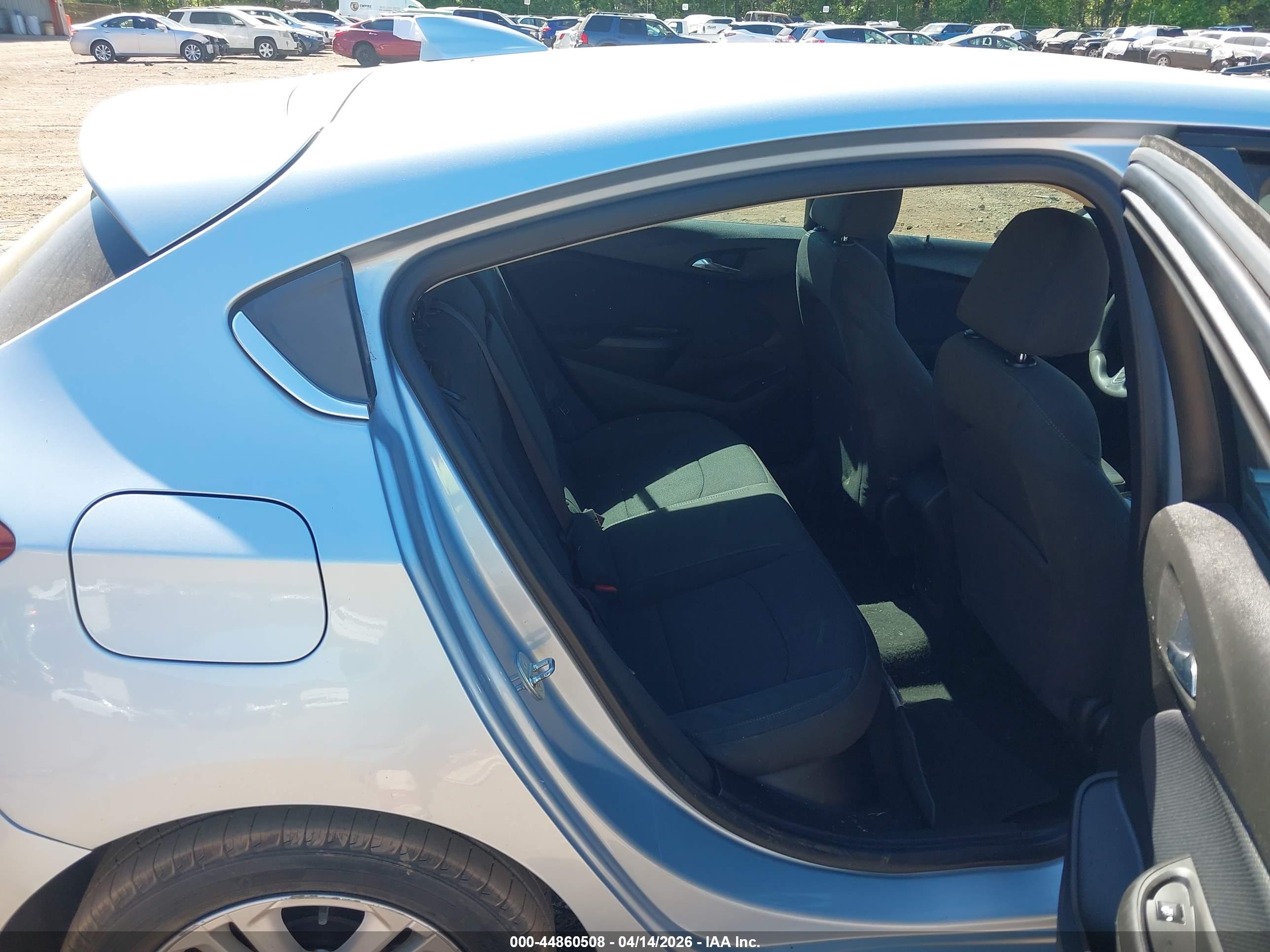 CHEVROLET CRUZE image 8