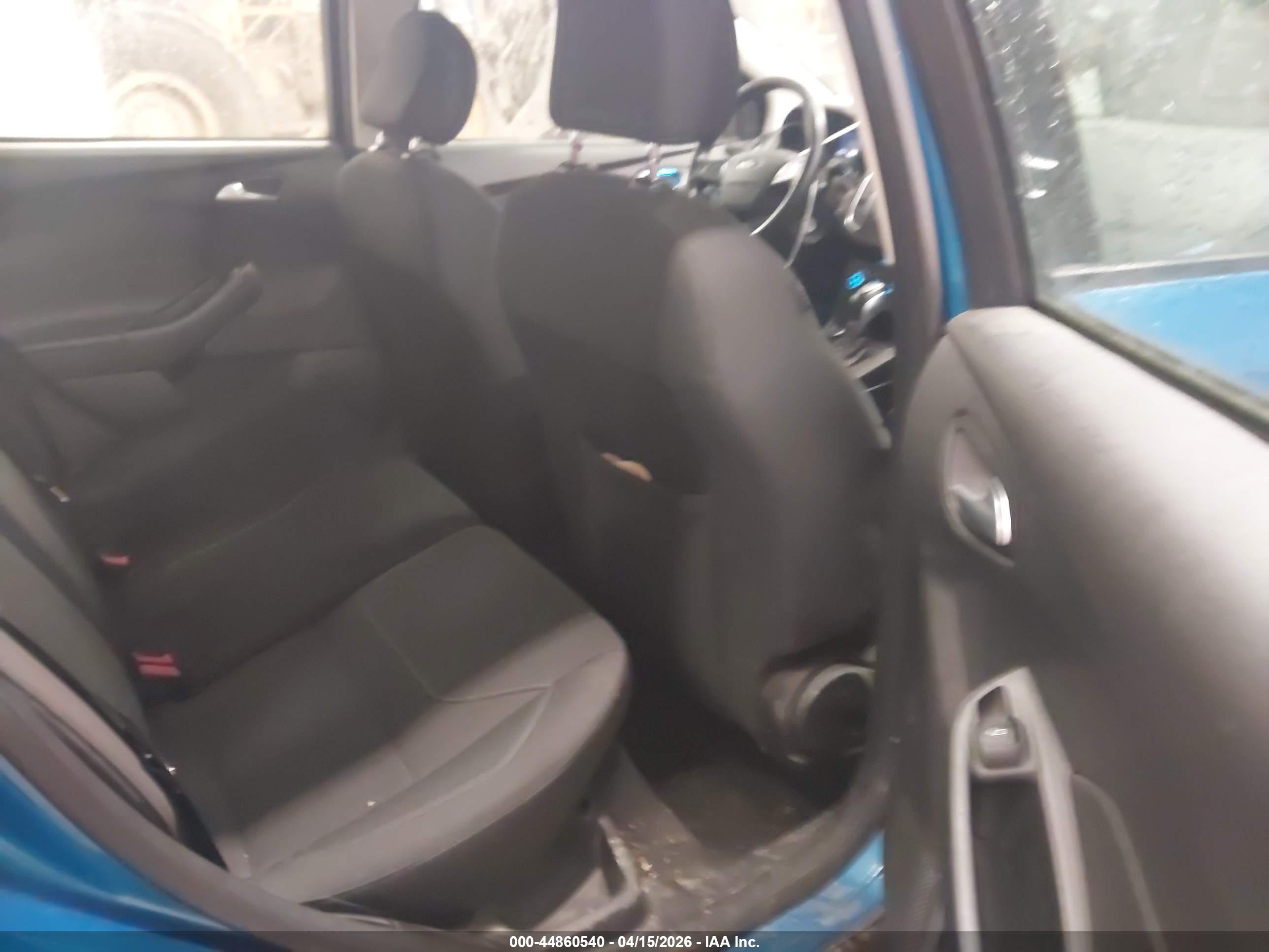 FORD FOCUS image 8