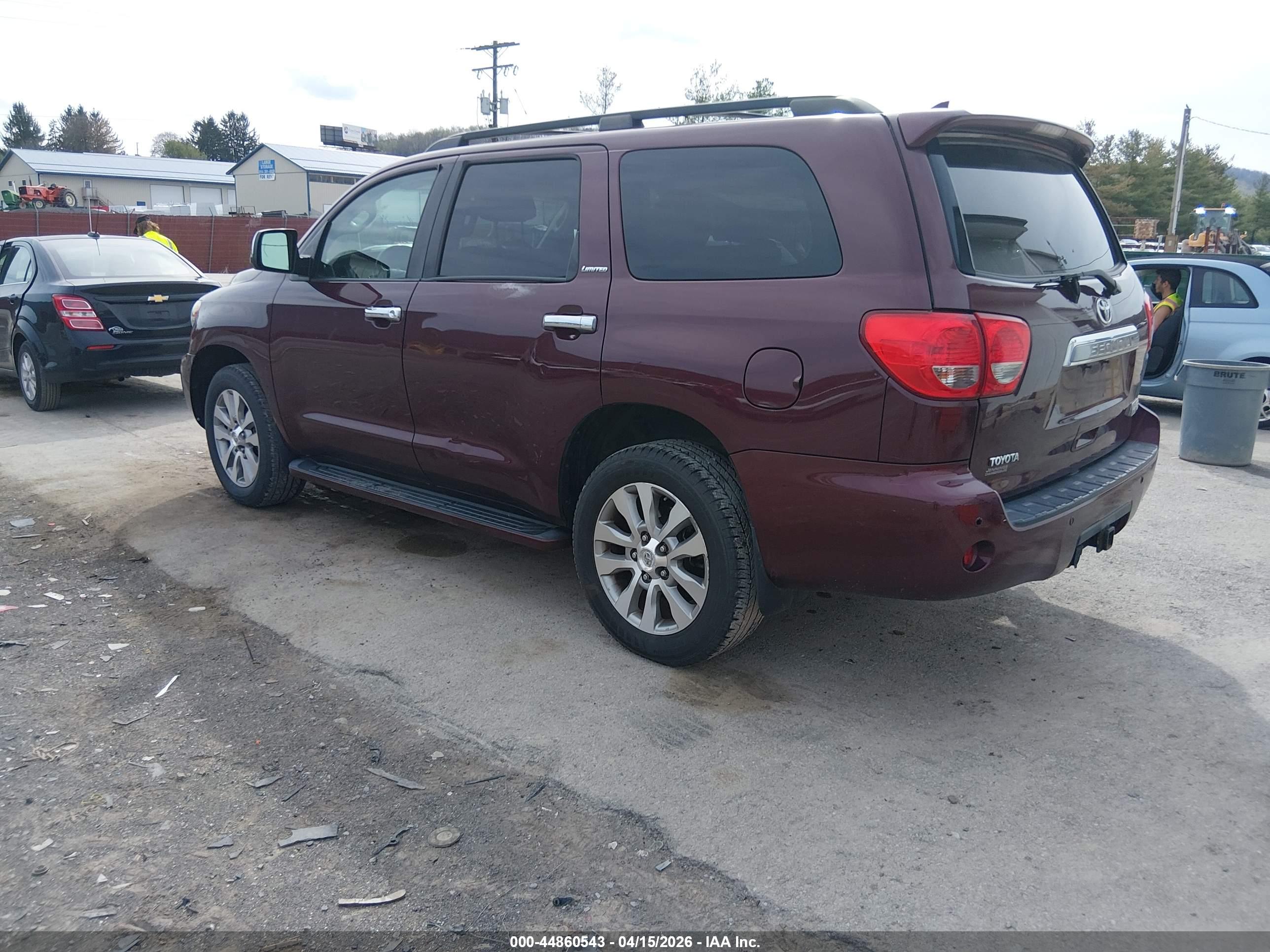 TOYOTA SEQUOIA image 3