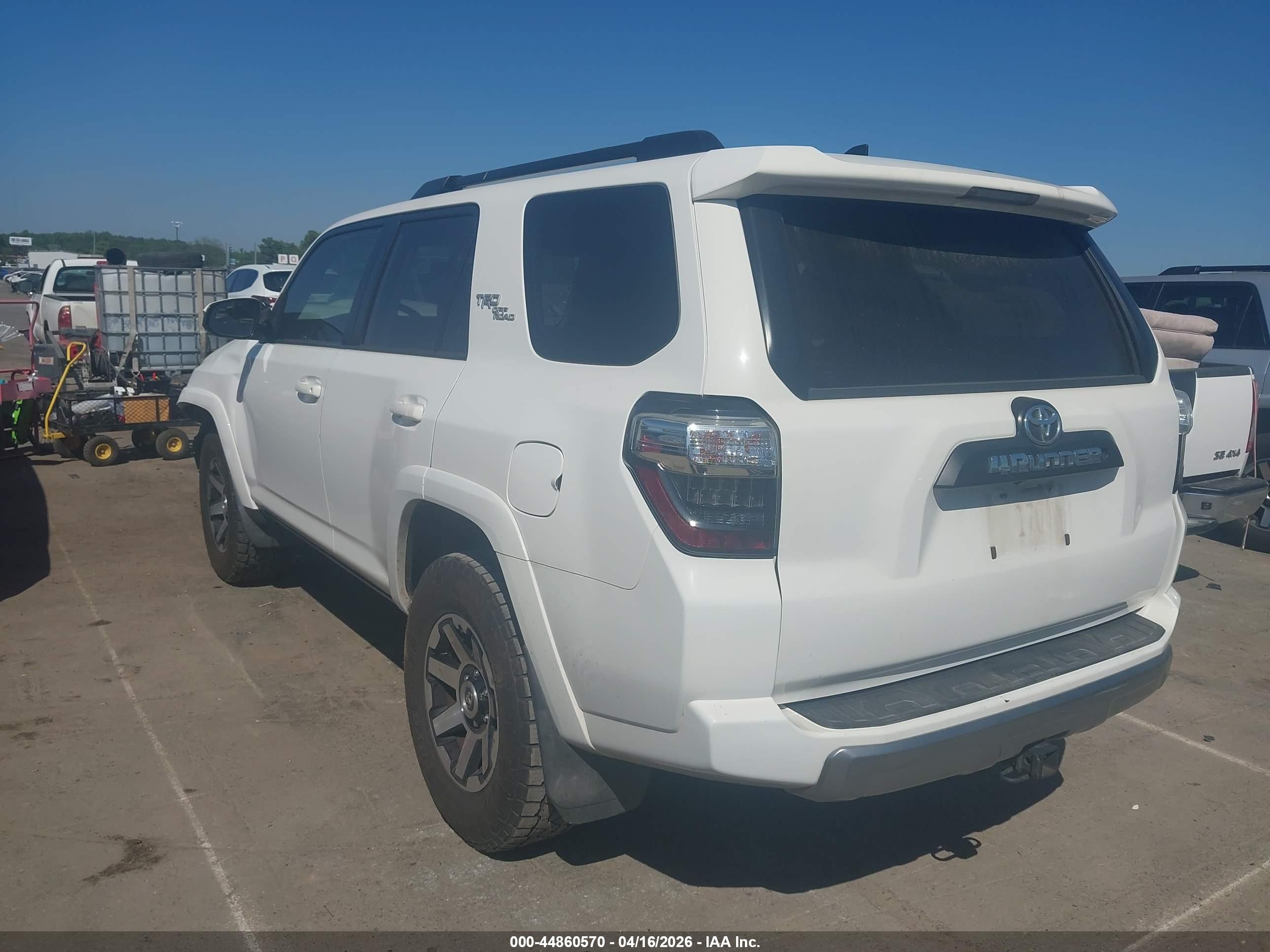 TOYOTA 4RUNNER image 3