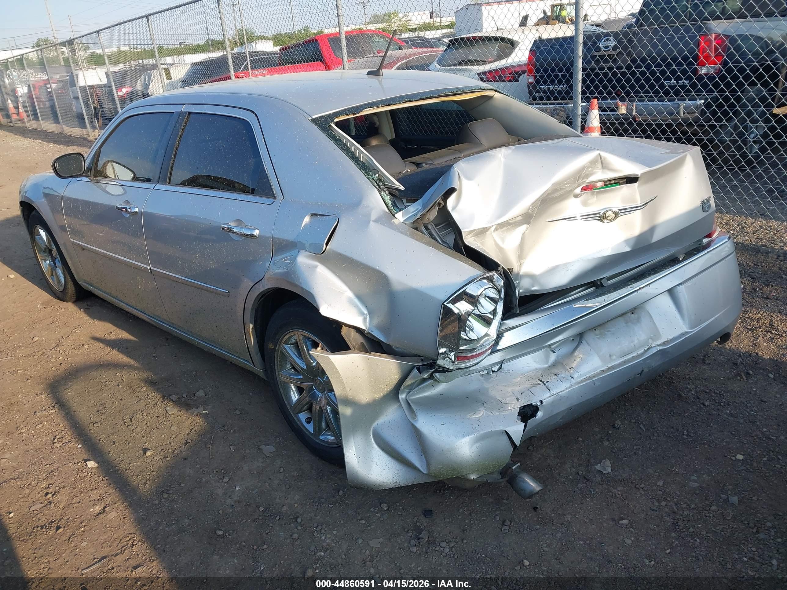 CHRYSLER 300C image 3