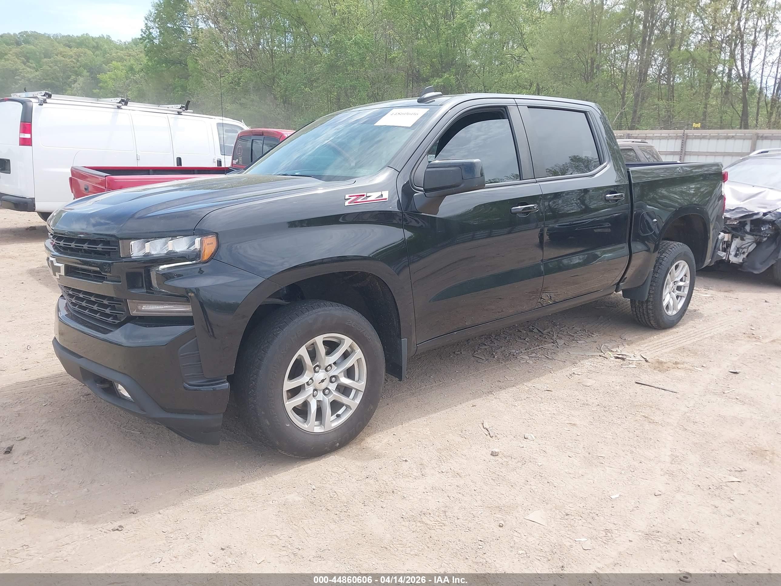 CHEVROLET SILVERADO image 2