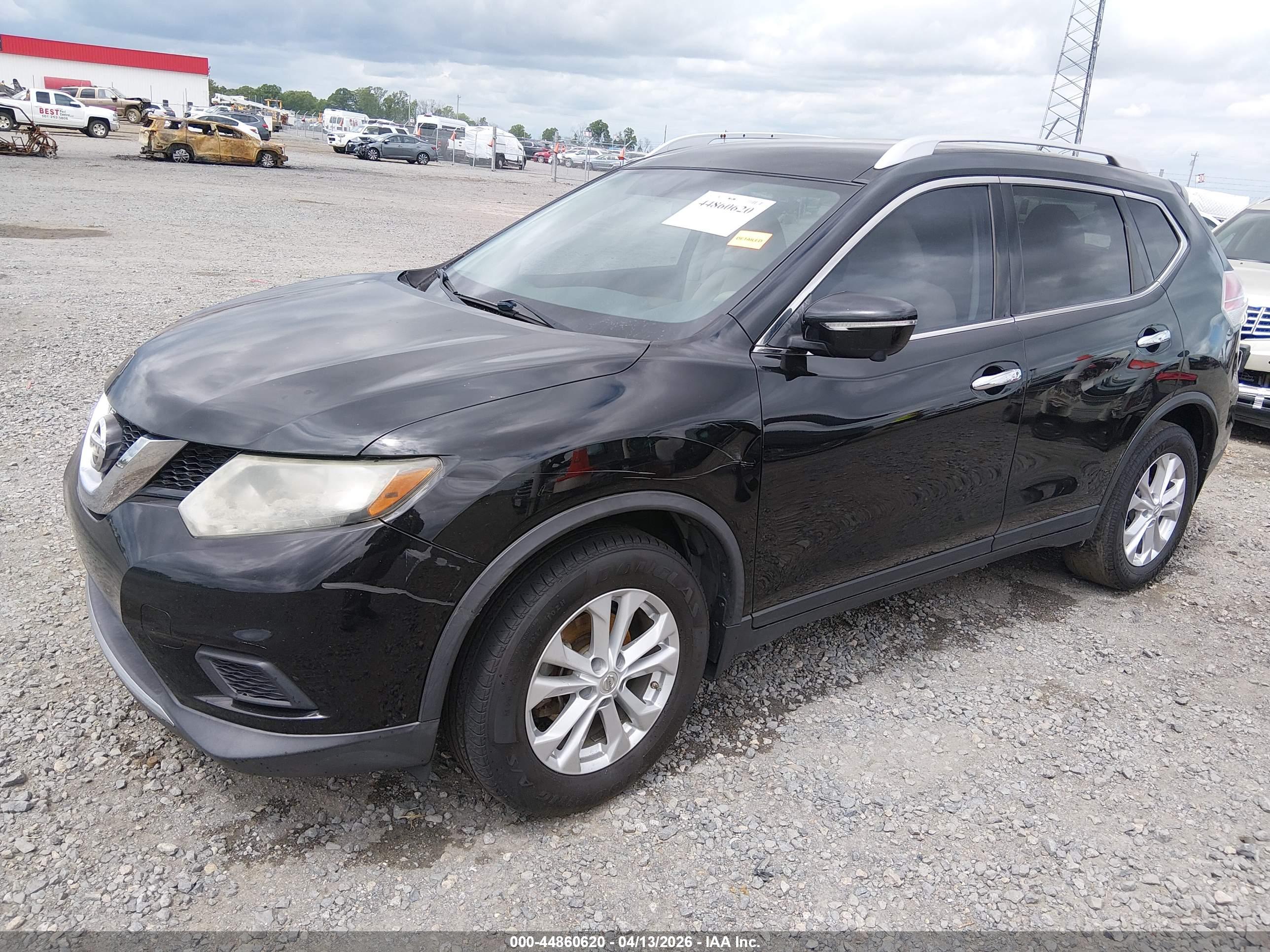 NISSAN ROGUE image 2
