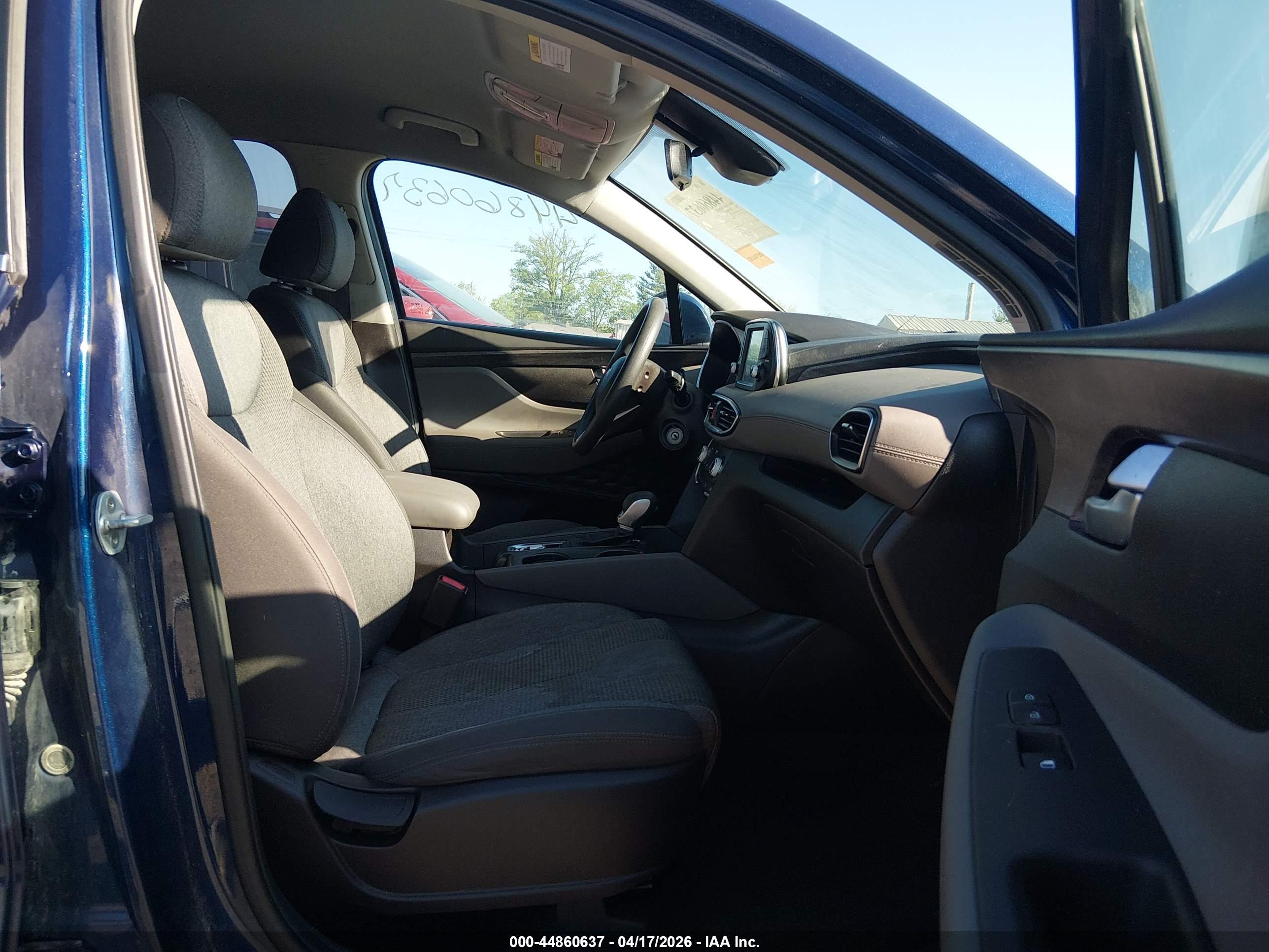 HYUNDAI SANTA image 5