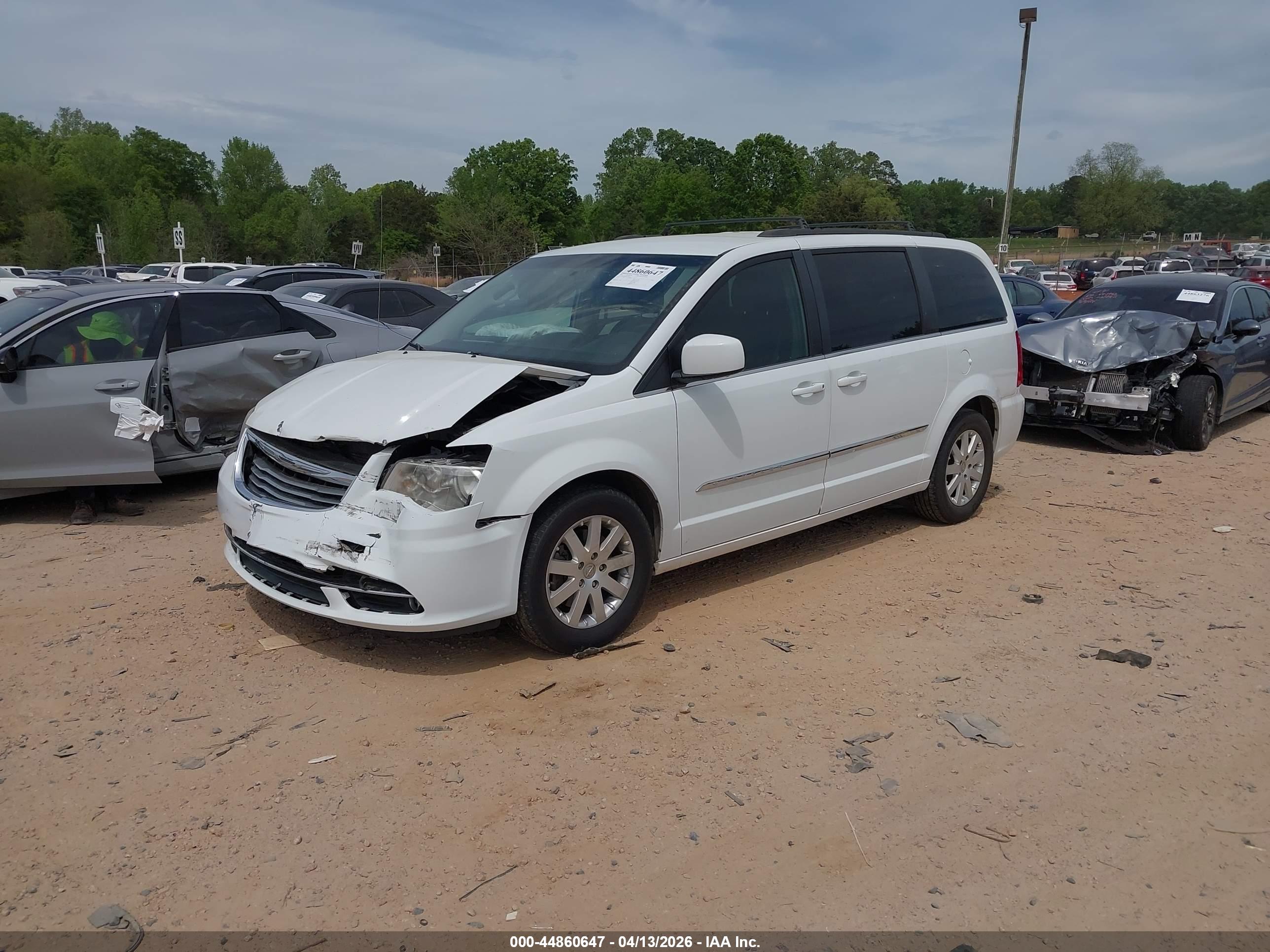 CHRYSLER TOWN image 2