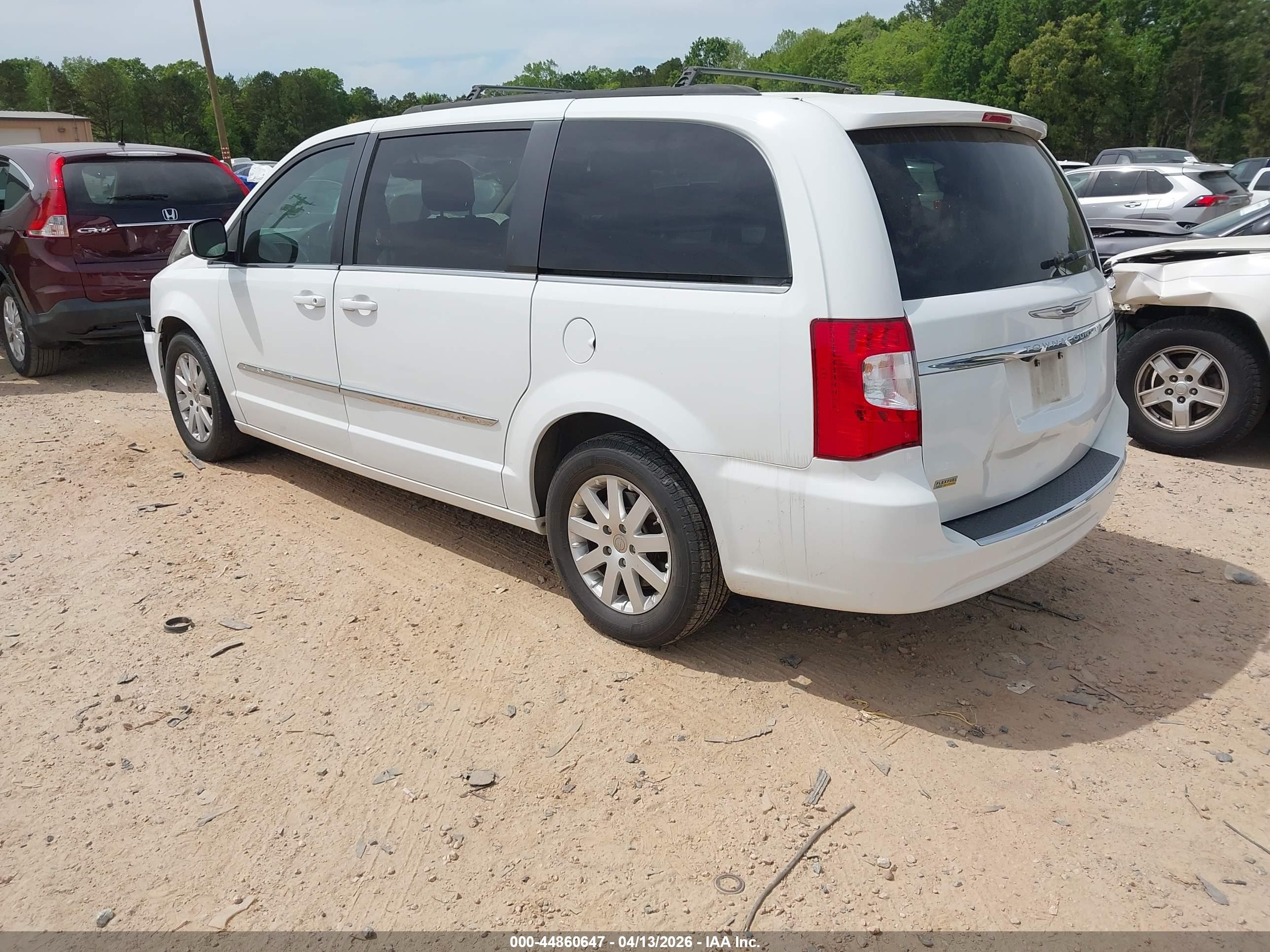 CHRYSLER TOWN image 3
