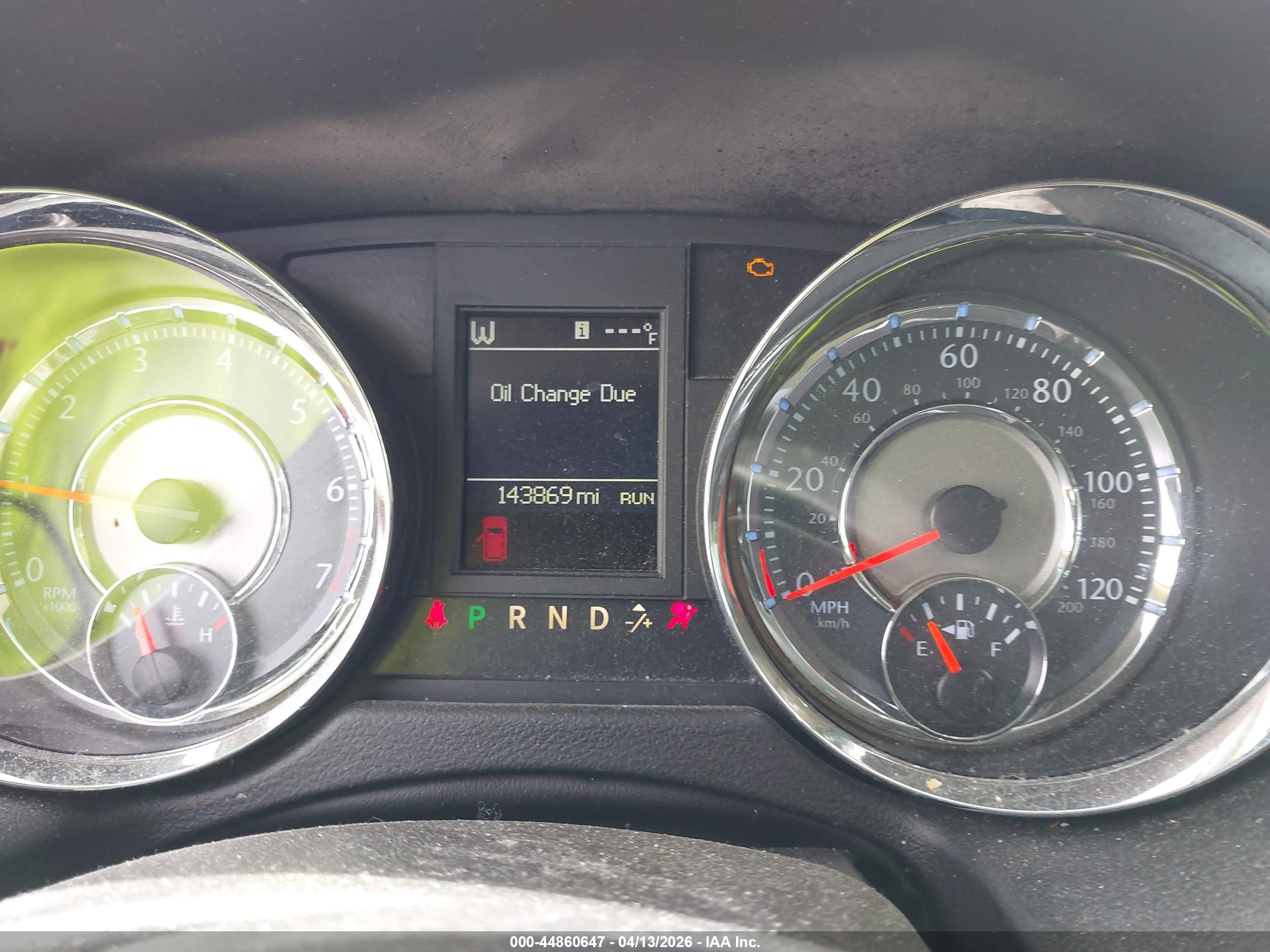 CHRYSLER TOWN image 7