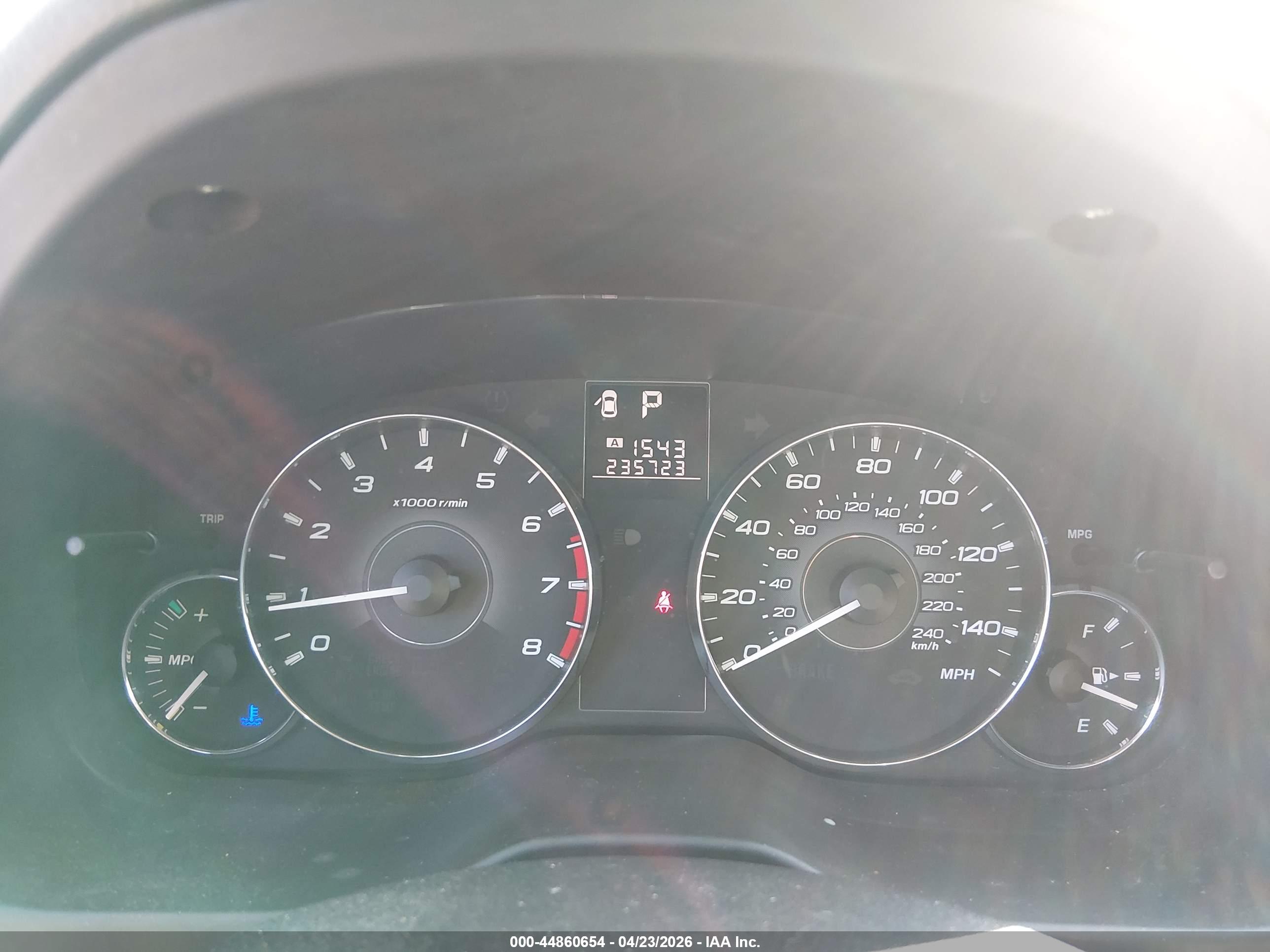 SUBARU OUTBACK image 7