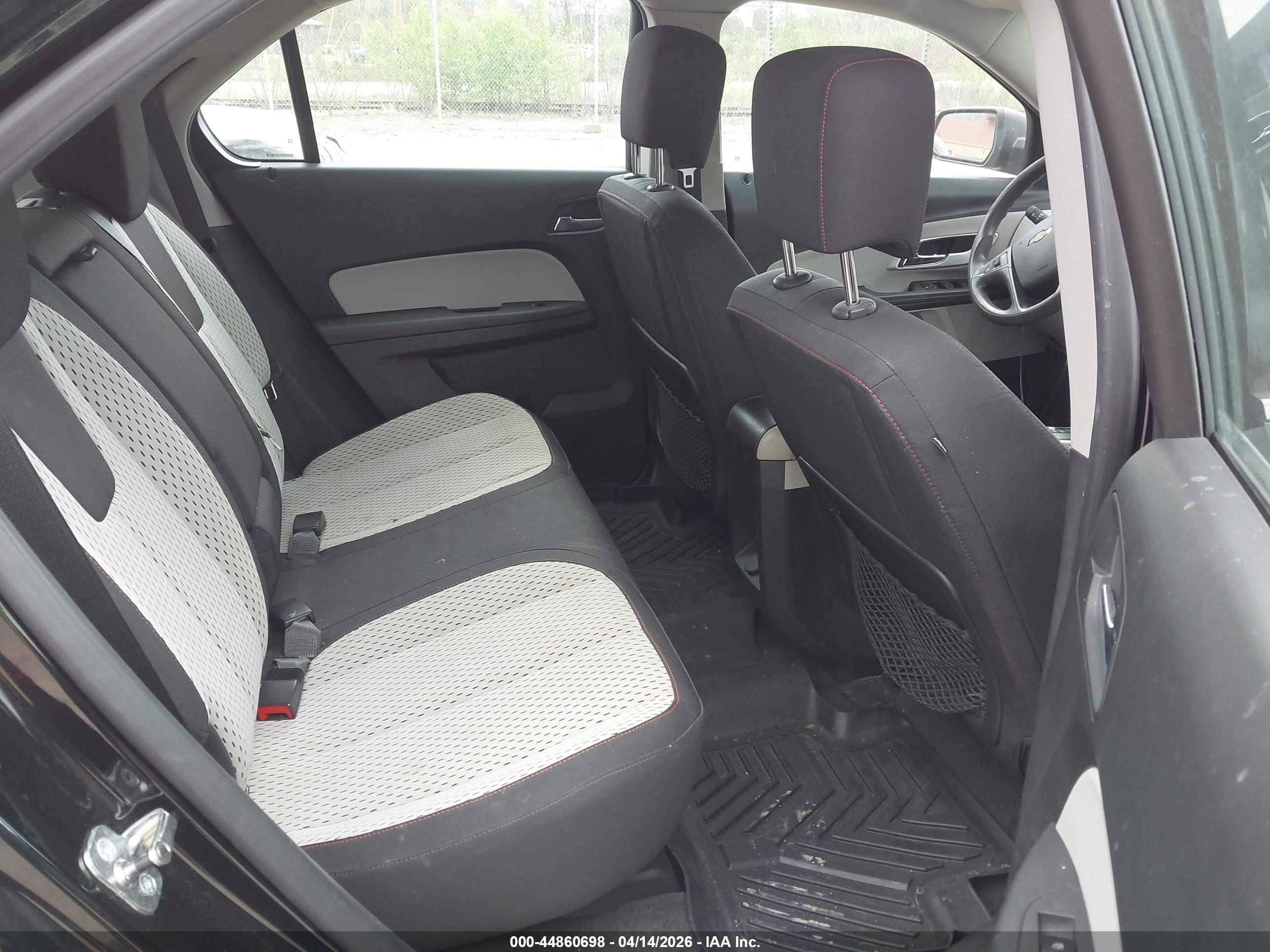 CHEVROLET EQUINOX image 8