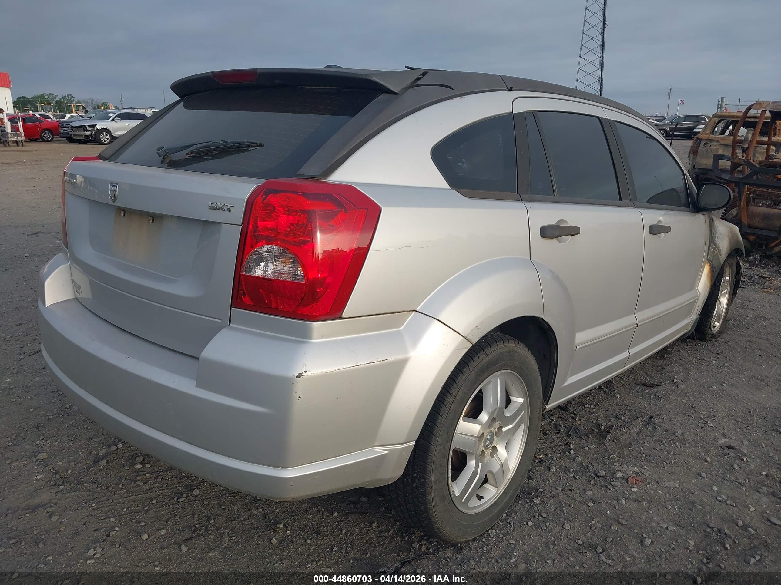 DODGE CALIBER image 4