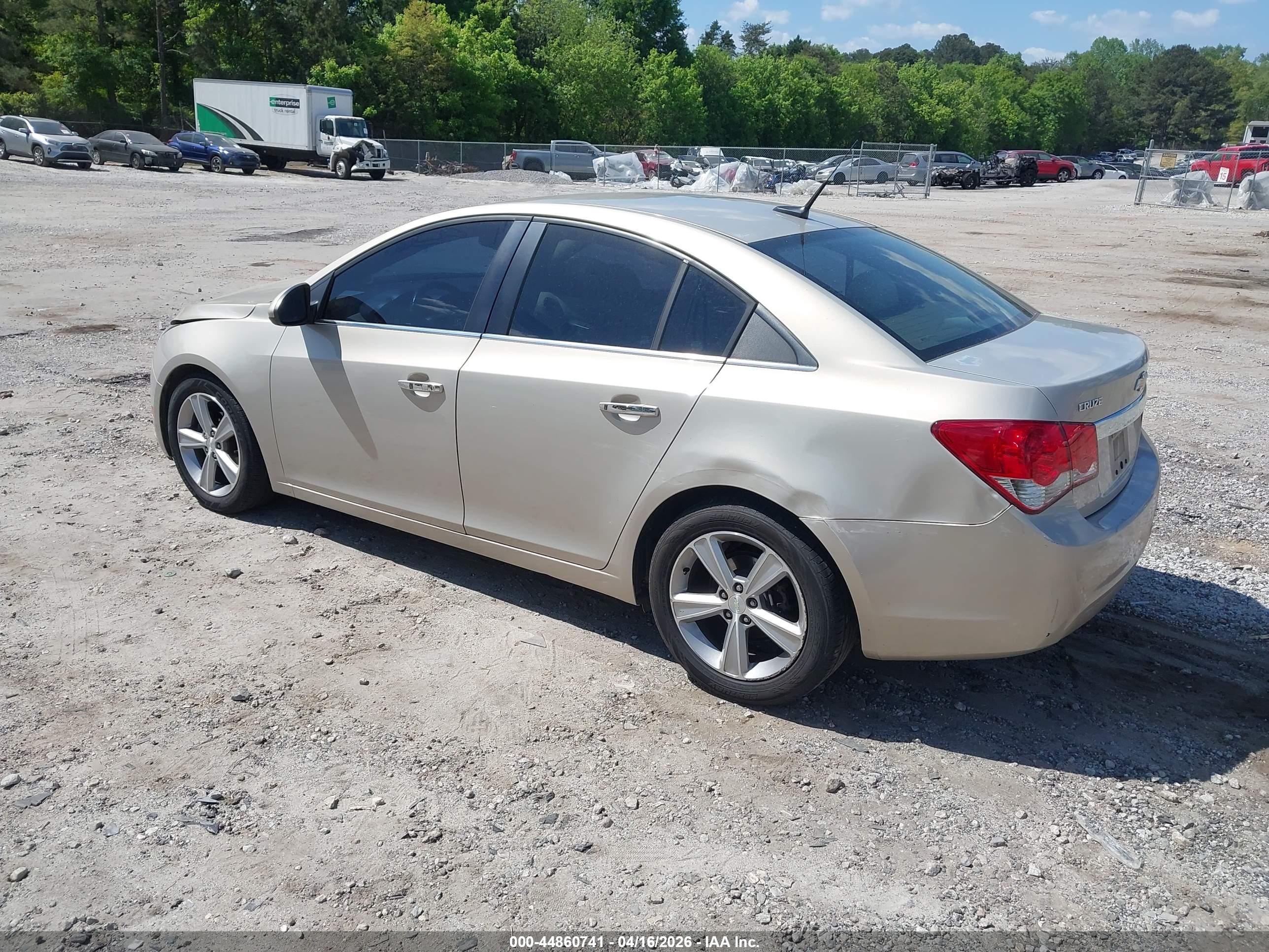CHEVROLET CRUZE image 3