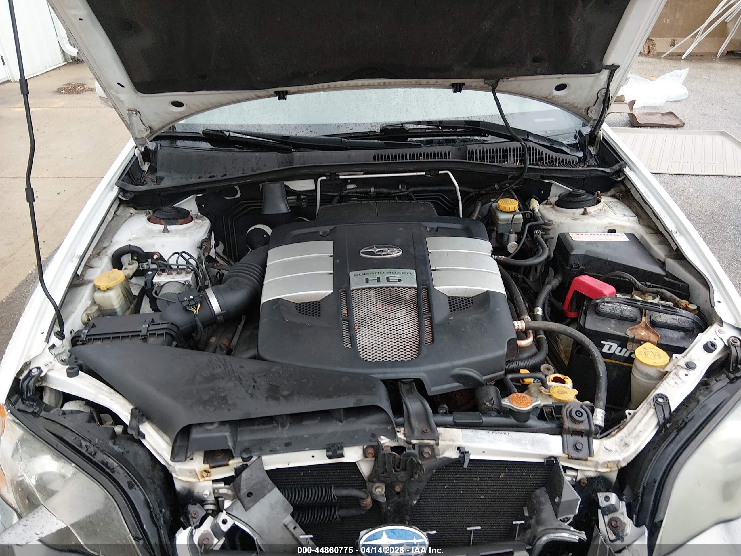 SUBARU OUTBACK image 10