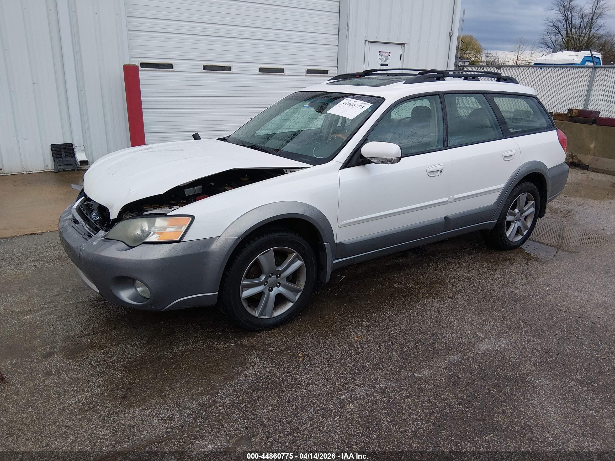 SUBARU OUTBACK image 2