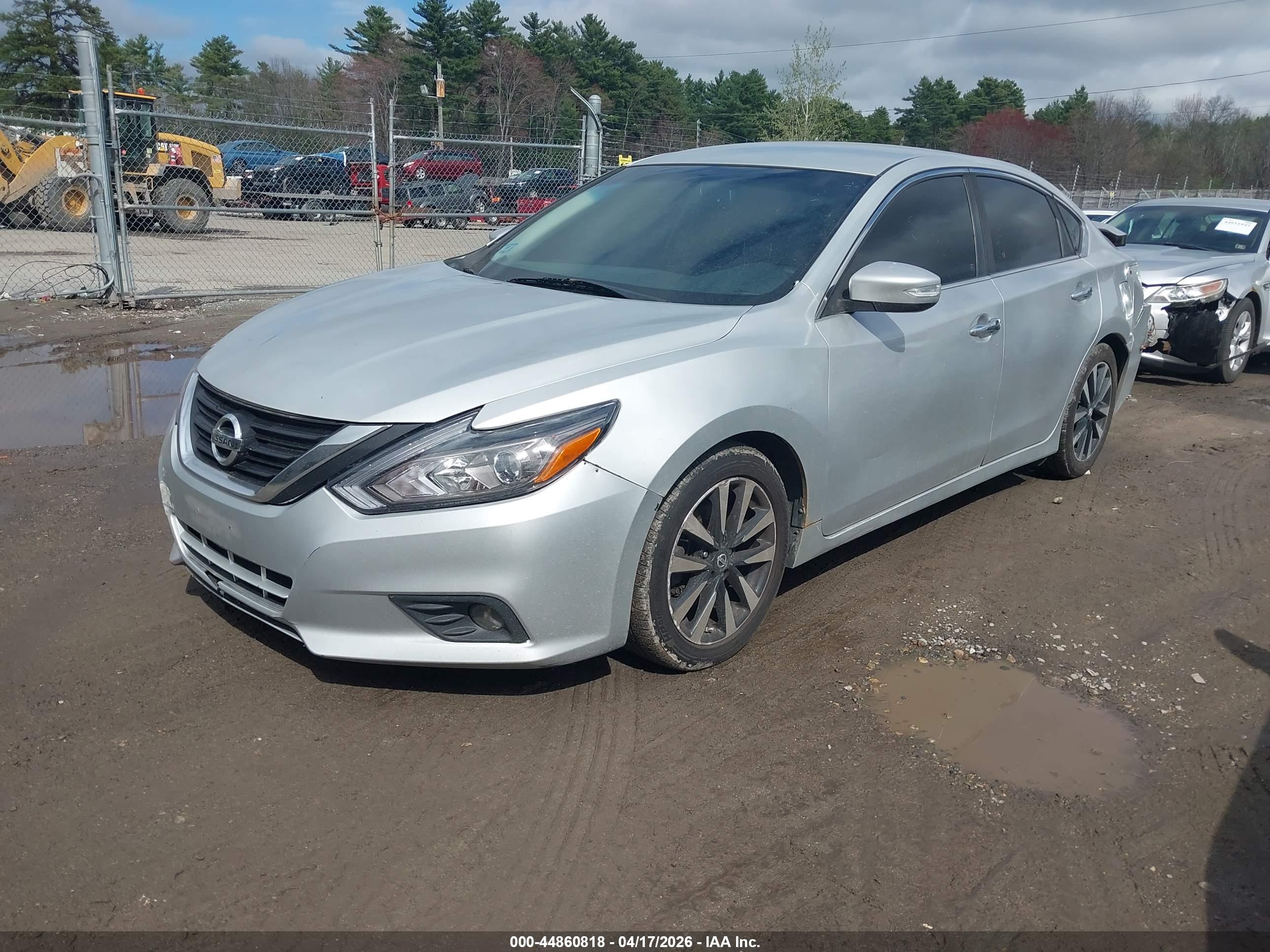 NISSAN ALTIMA image 2