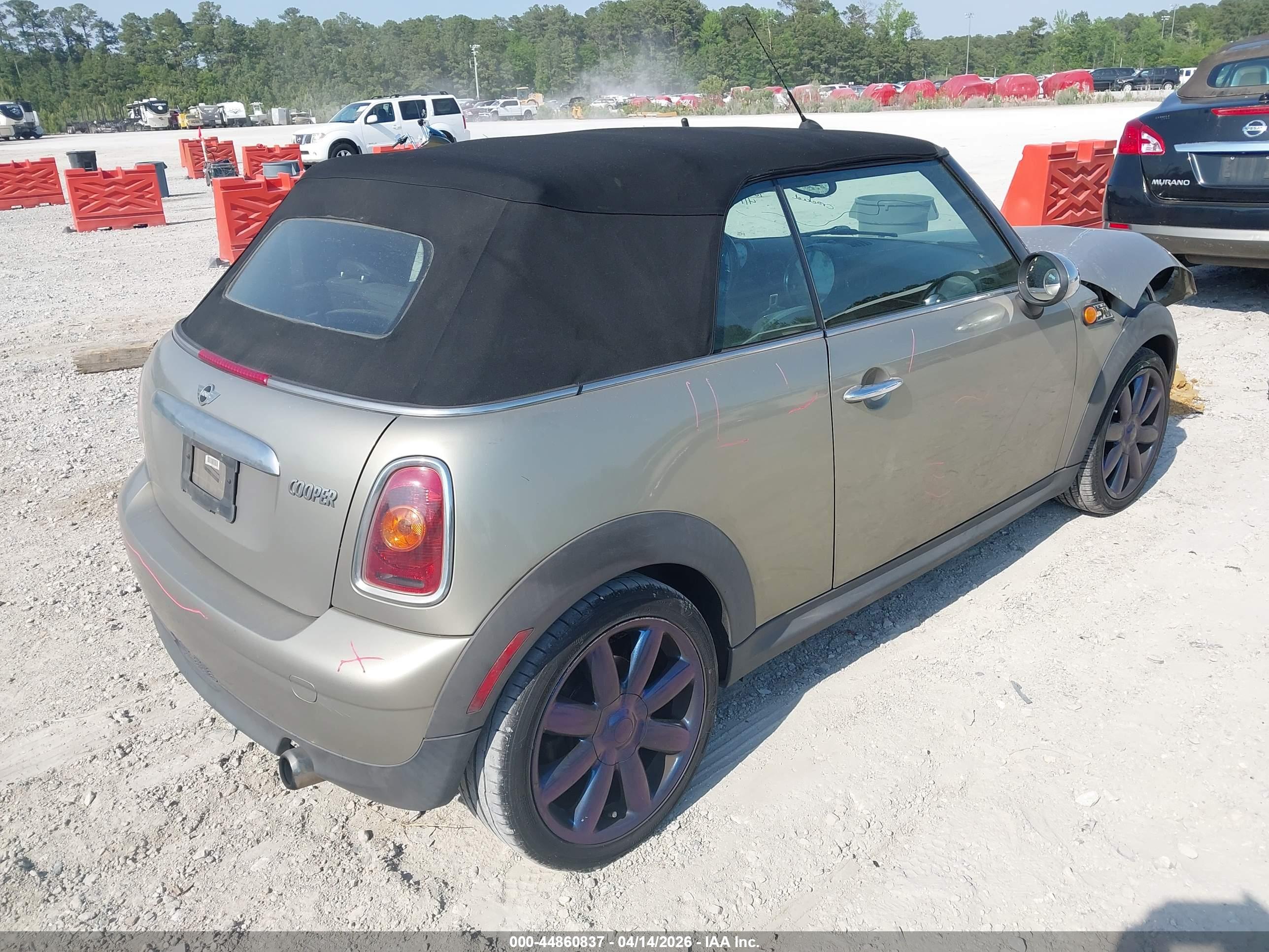 MINI COOPER image 4