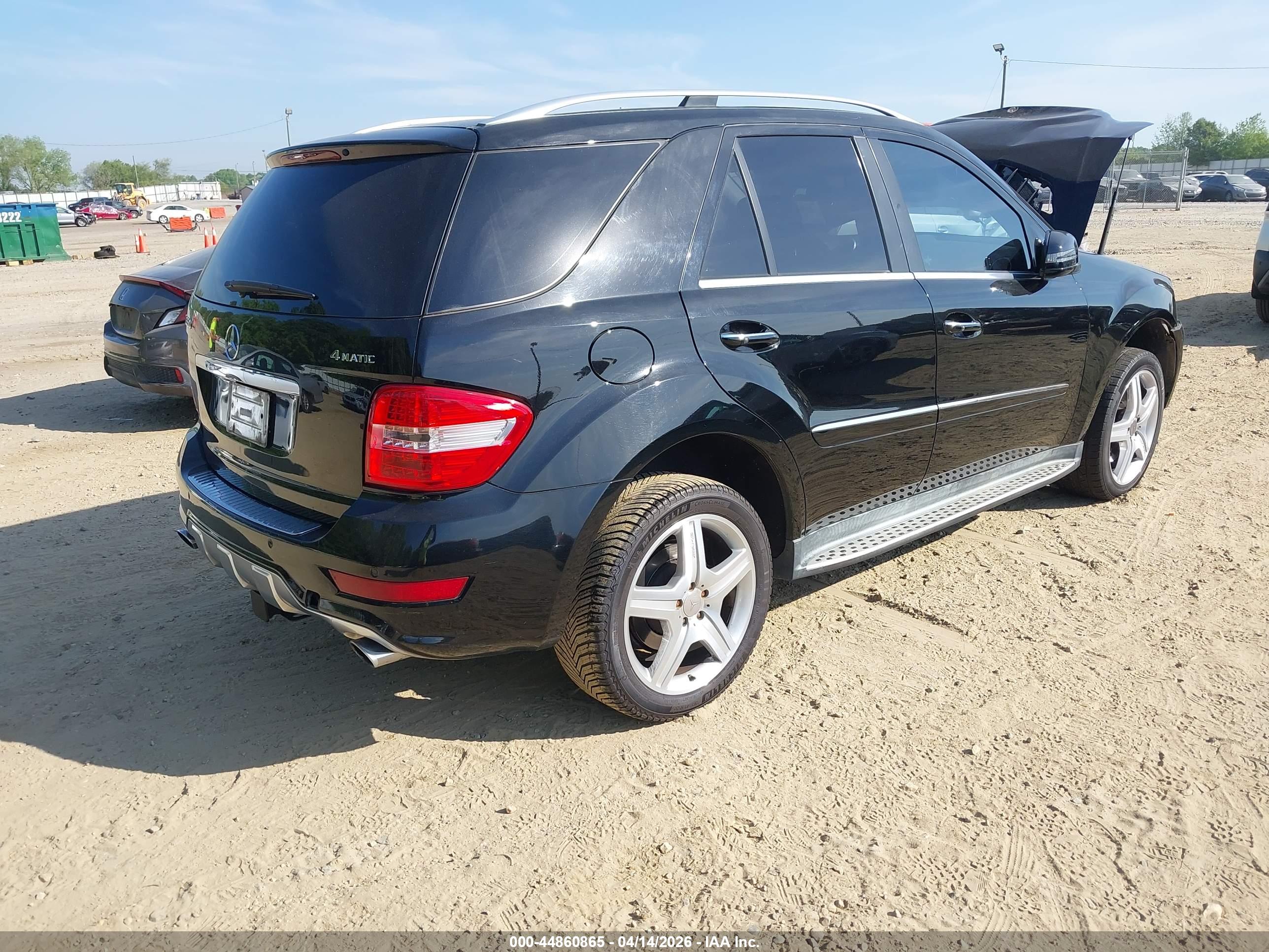MERCEDES-BENZ ML image 4