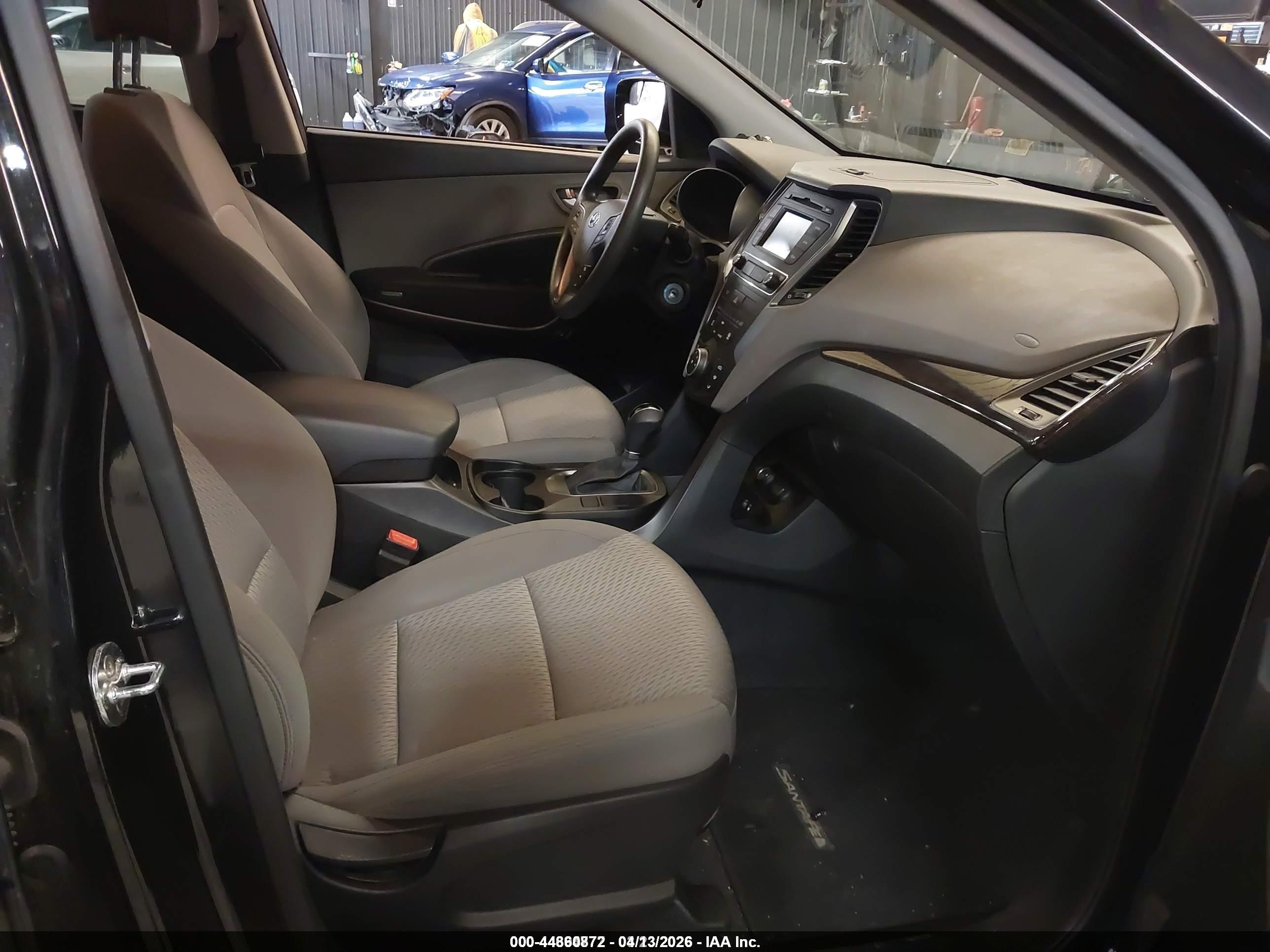 HYUNDAI SANTA image 5