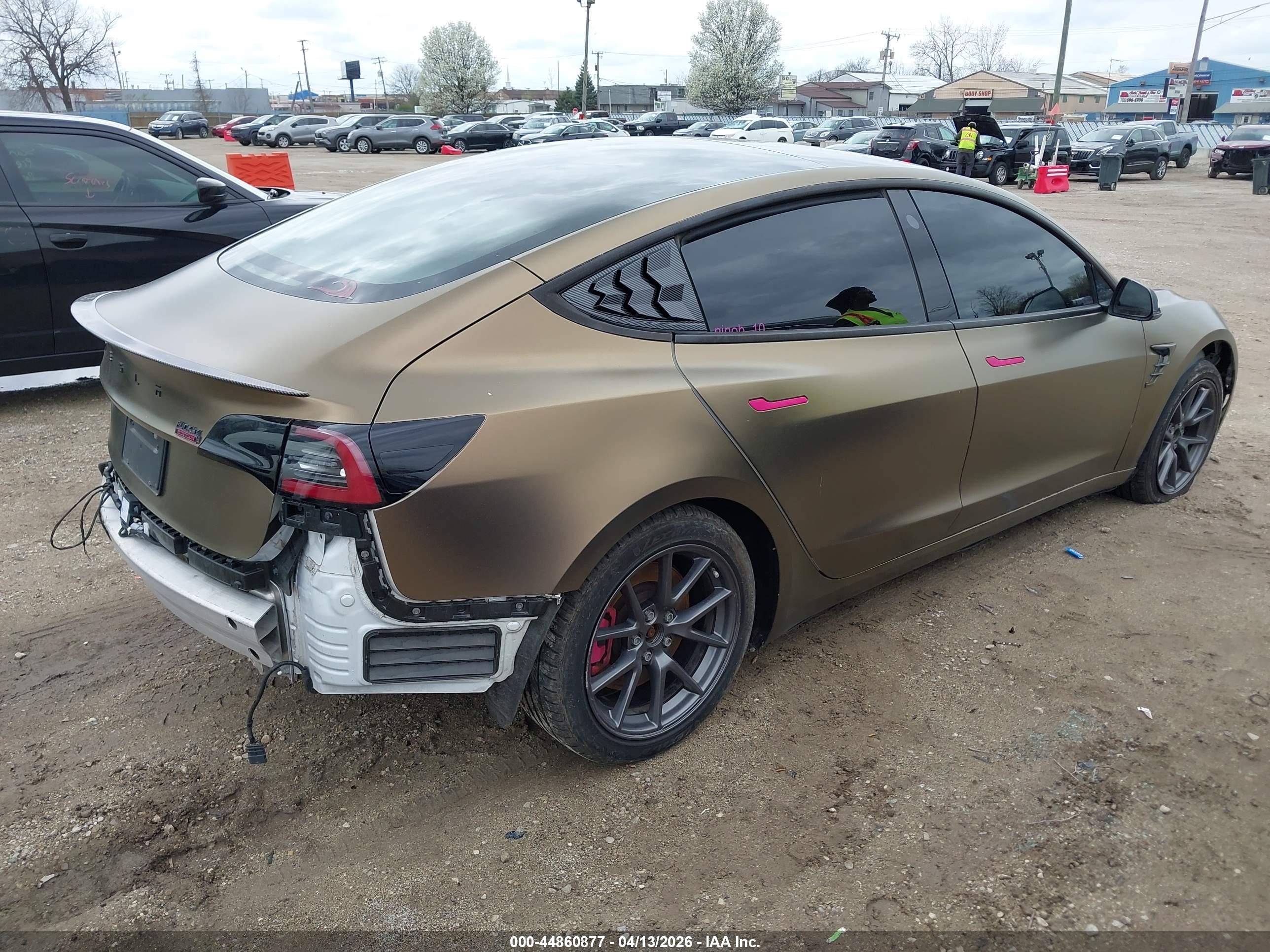 TESLA MODEL image 4