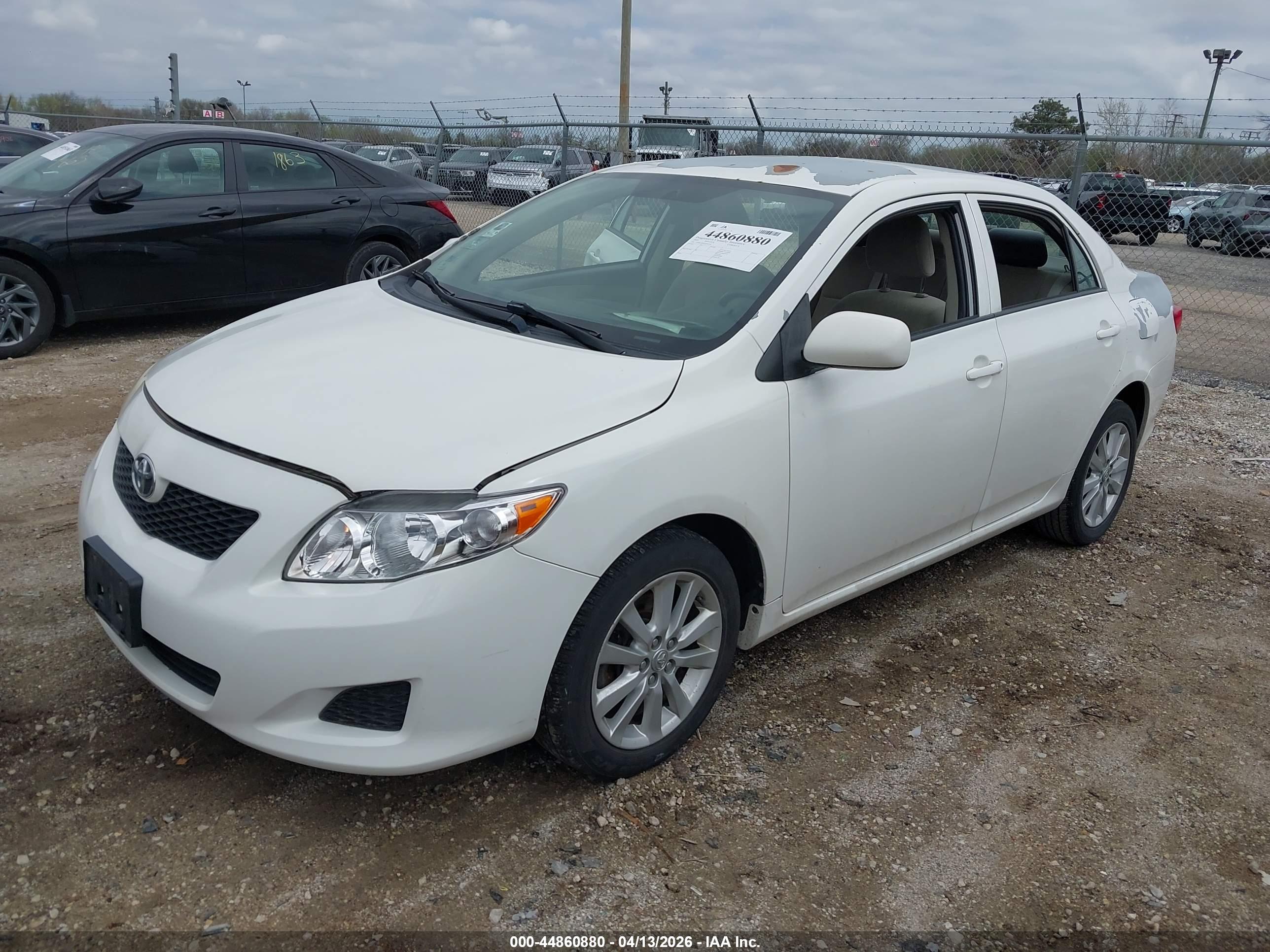 TOYOTA COROLLA image 2