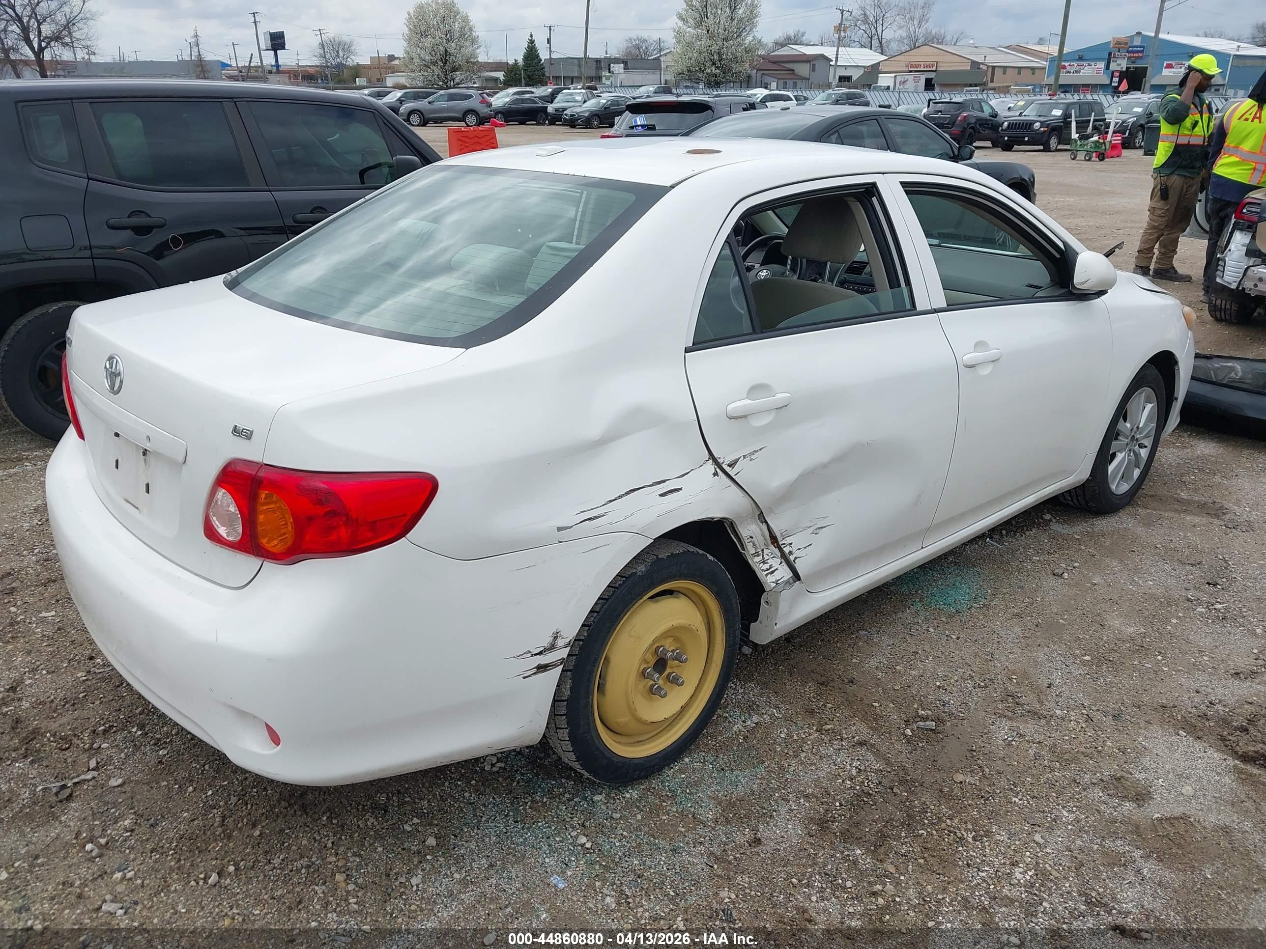 TOYOTA COROLLA image 4
