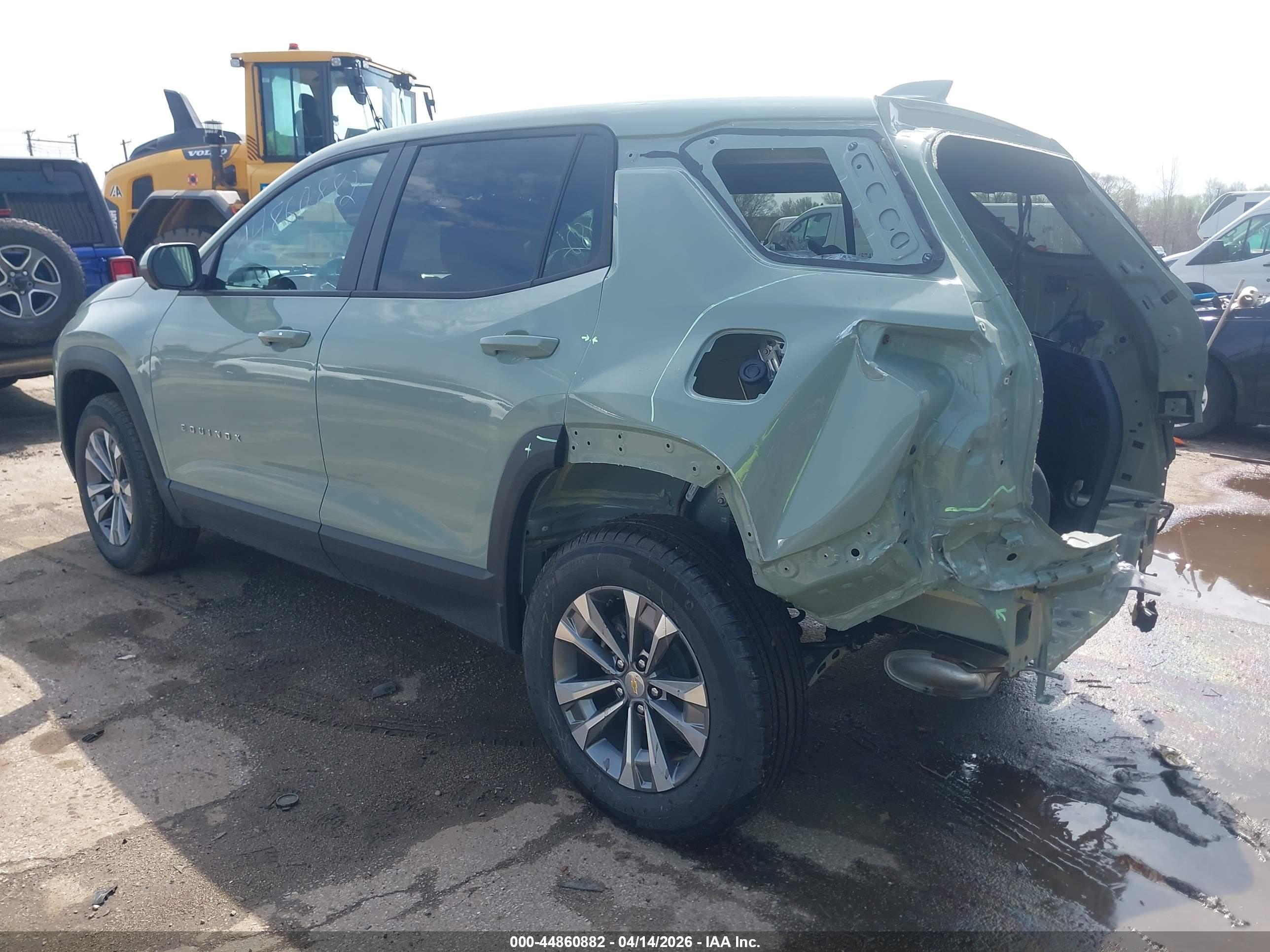 CHEVROLET EQUINOX image 3