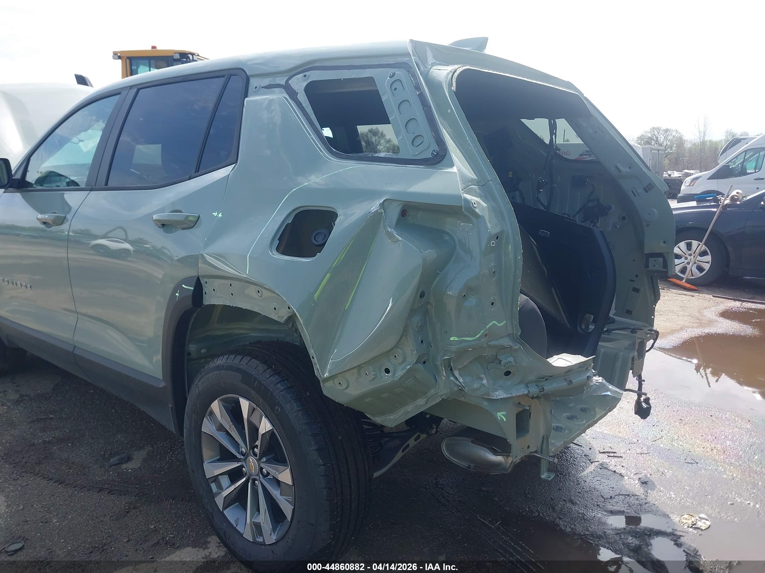CHEVROLET EQUINOX image 6