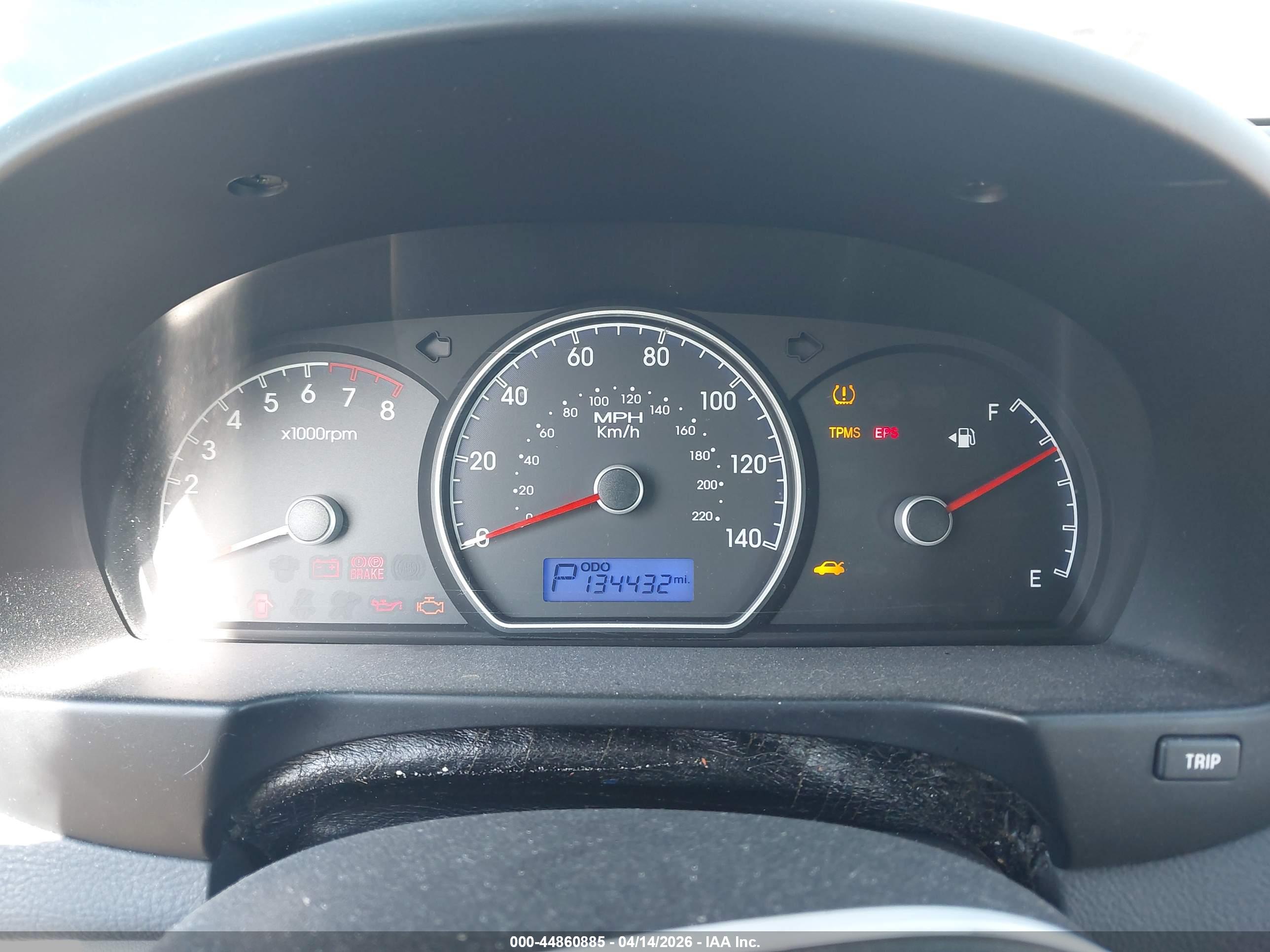 HYUNDAI ELANTRA image 7