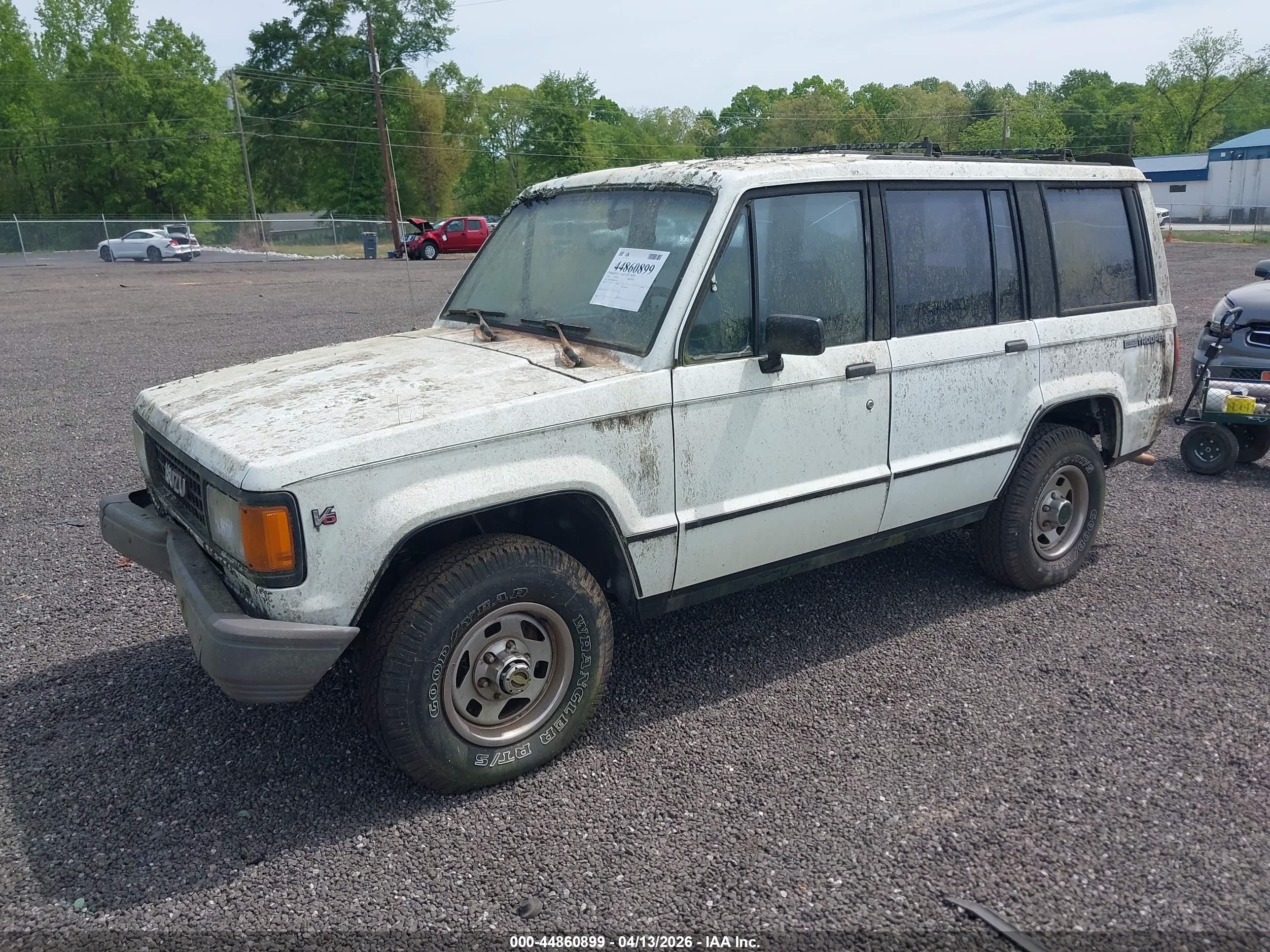 ISUZU TROOPER image 2