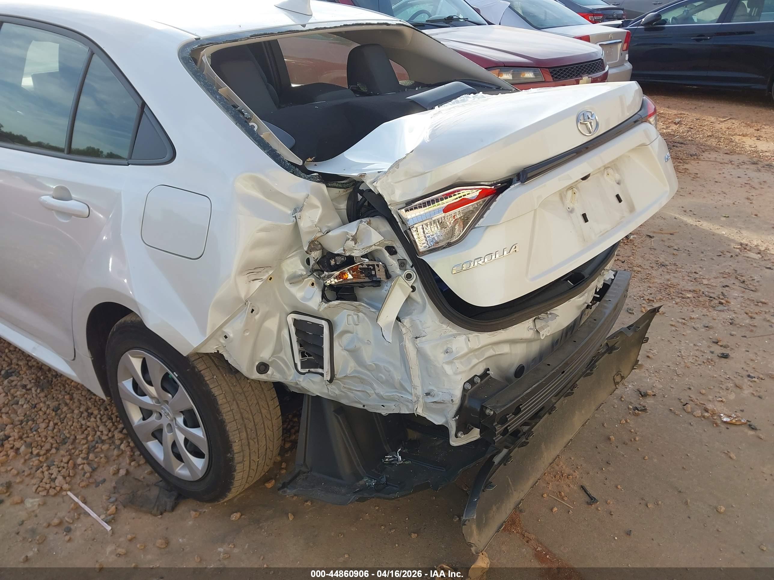TOYOTA COROLLA image 6