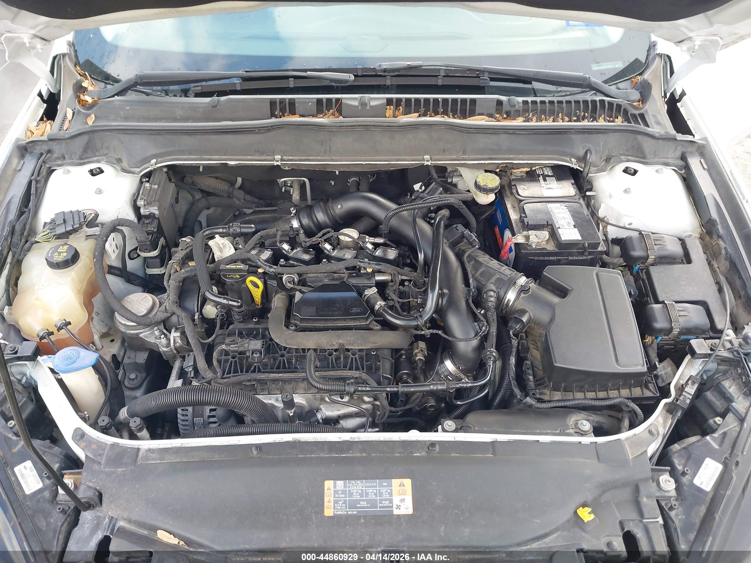 FORD FUSION image 10